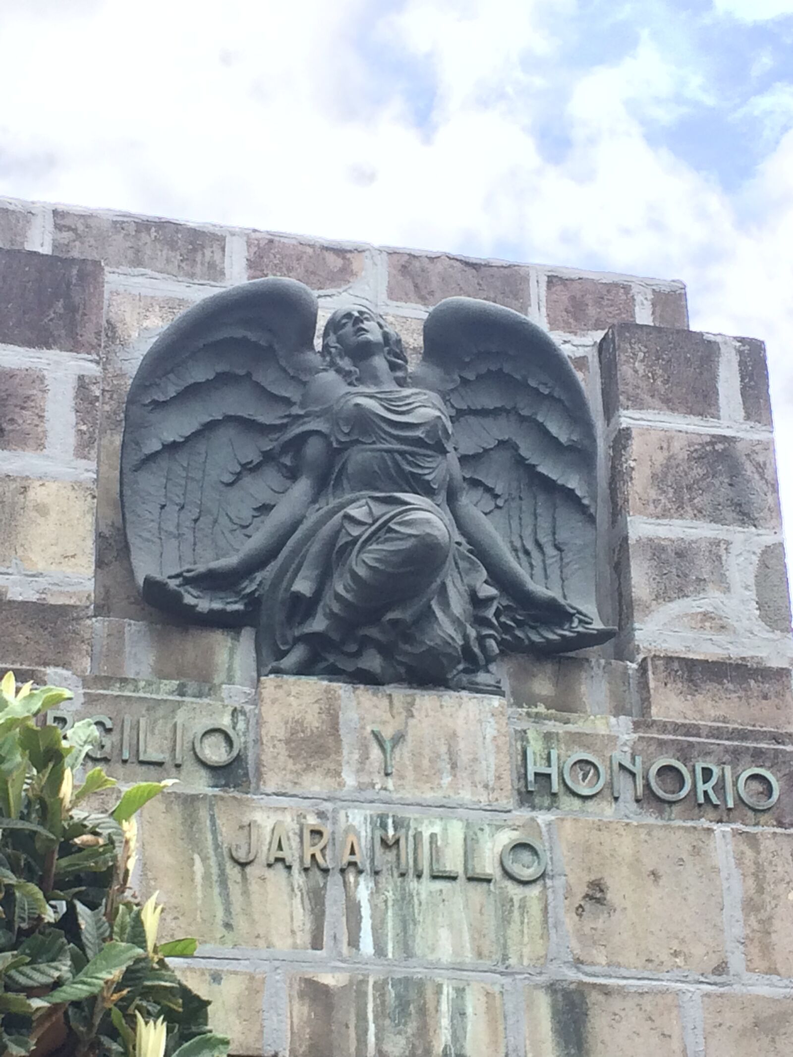 iPhone 5s back camera 4.15mm f/2.2 sample photo. Cemetery of san diego photography