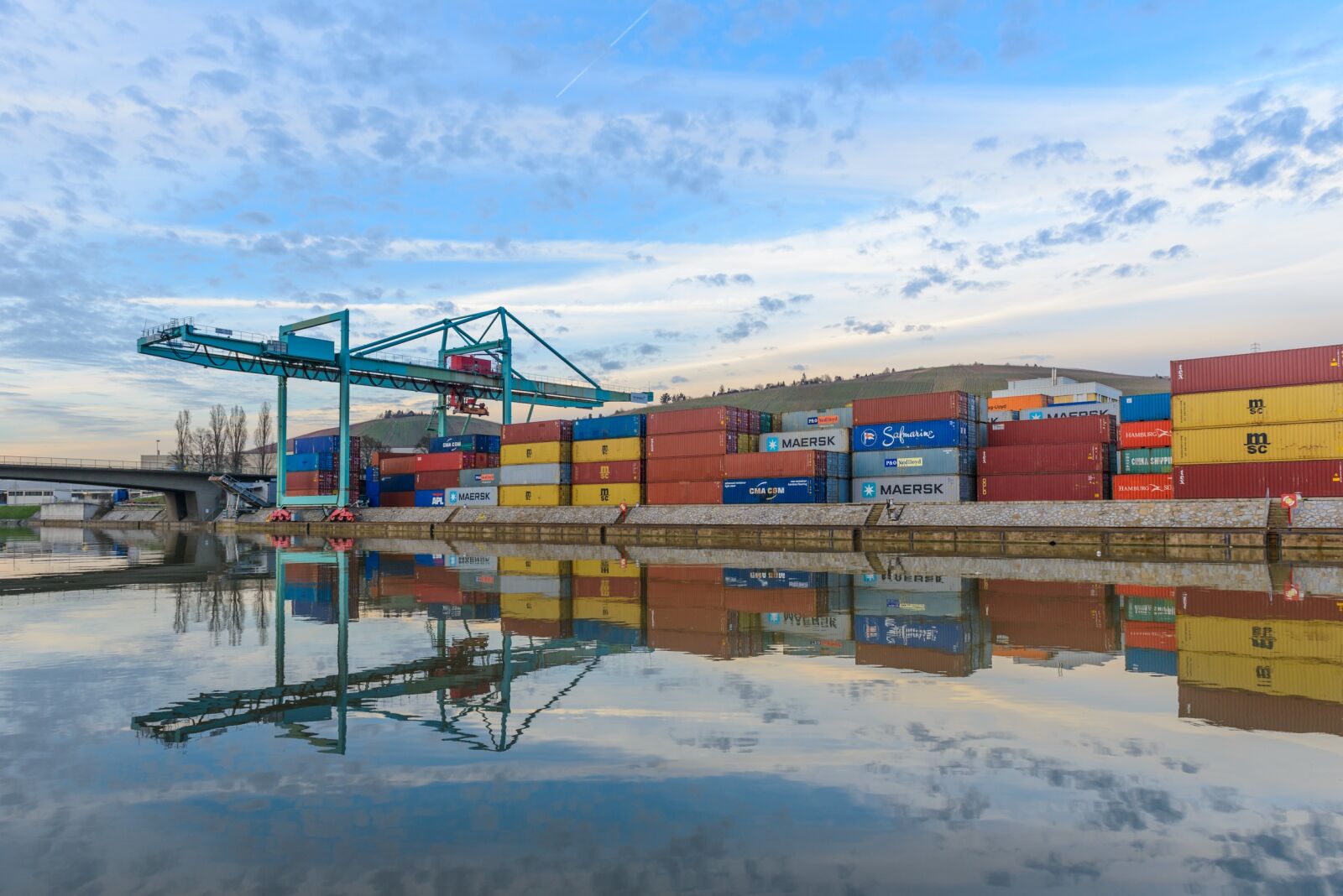 Nikon D800 sample photo. Container, port, container terminal photography