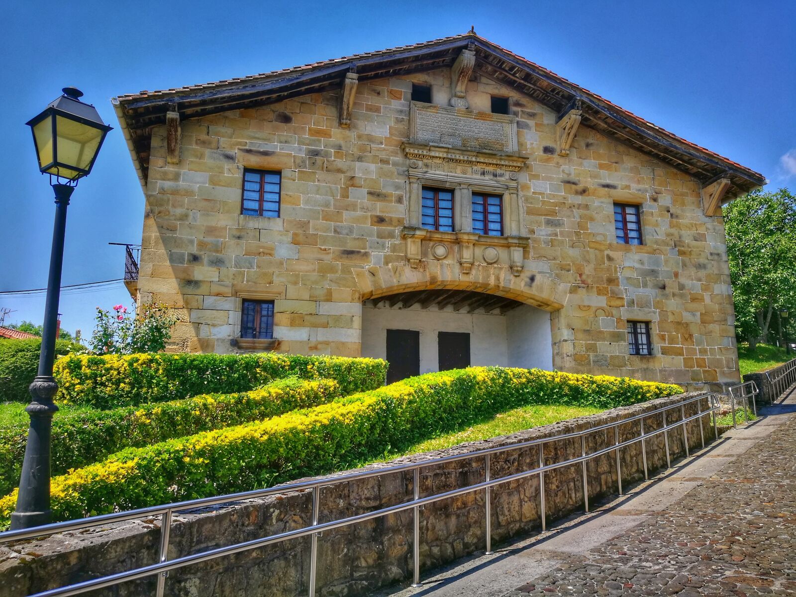 HUAWEI P9 sample photo. Architecture, facade, history photography