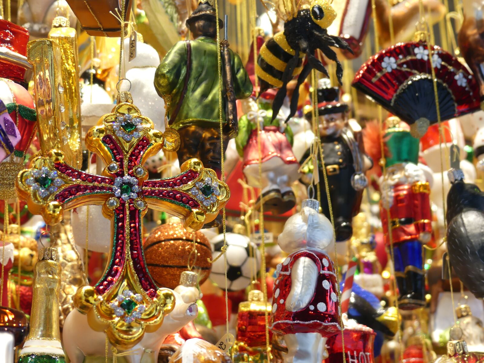 Panasonic Lumix DMC-FZ300 sample photo. Christmas decorations, christbaumkugeln, christmas photography