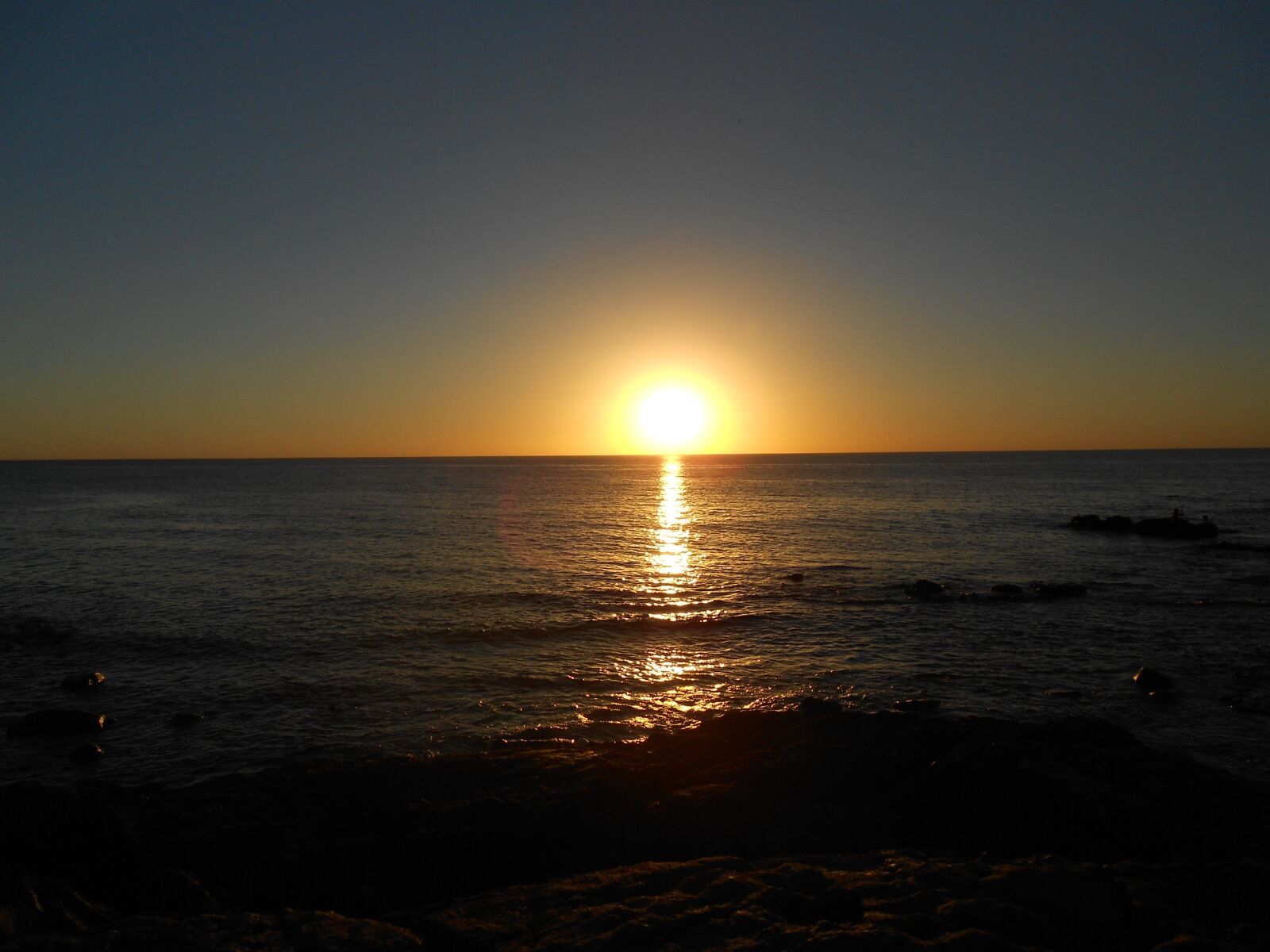 Nikon COOLPIX S2600 sample photo. Sunset, beach, sun photography