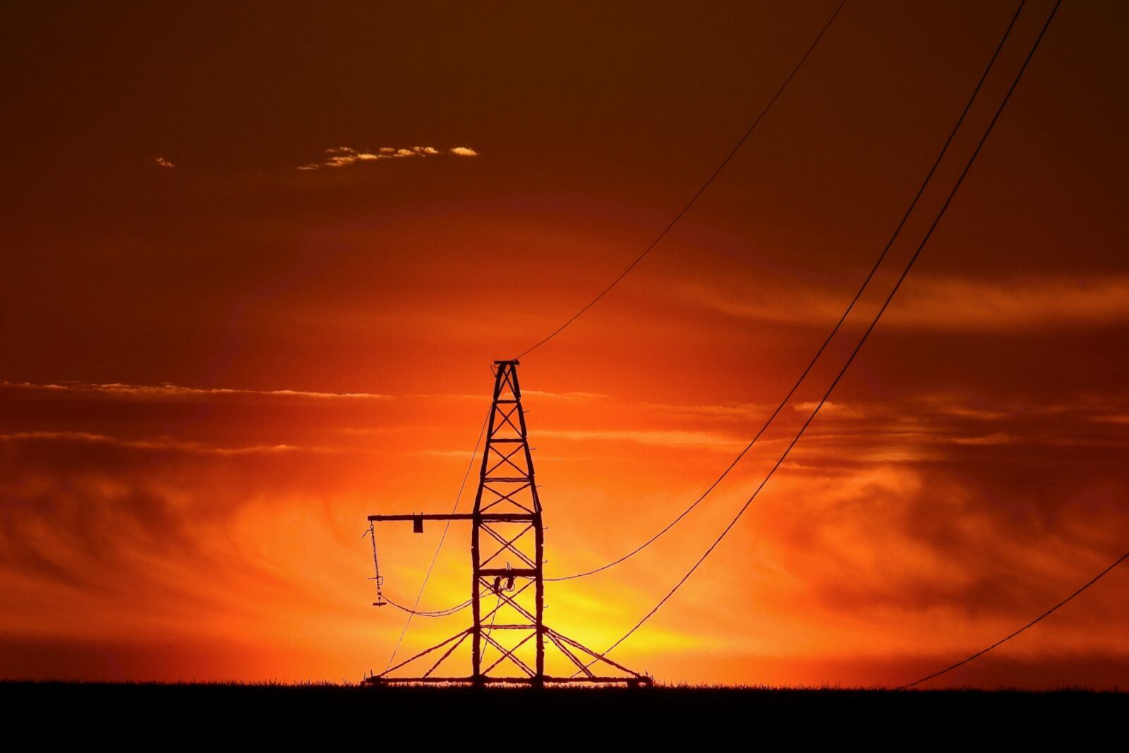 Nikon Coolpix P900 sample photo. Sunset, power pole, the photography