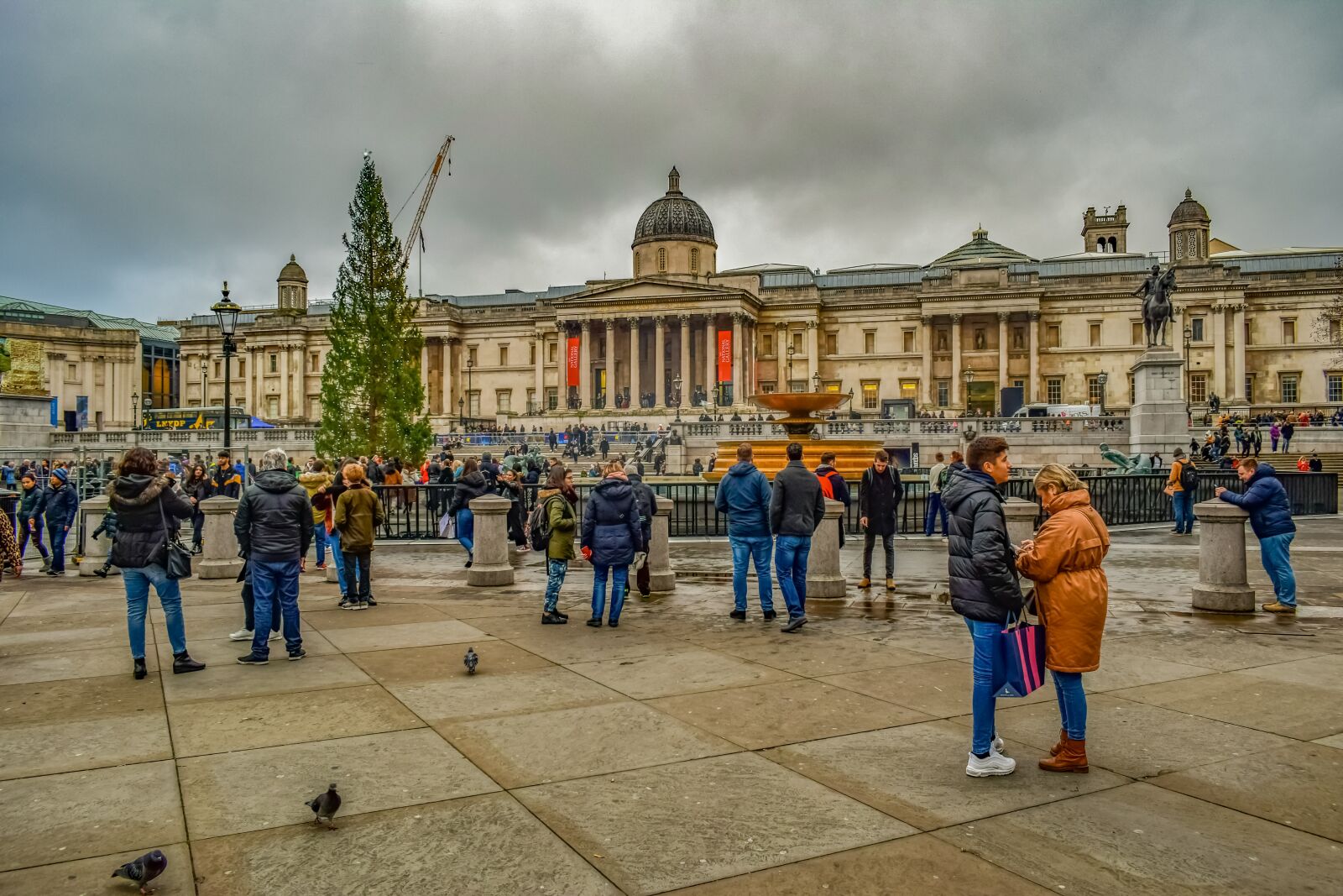 Nikon D3300 sample photo. London, trafalgar square, square photography