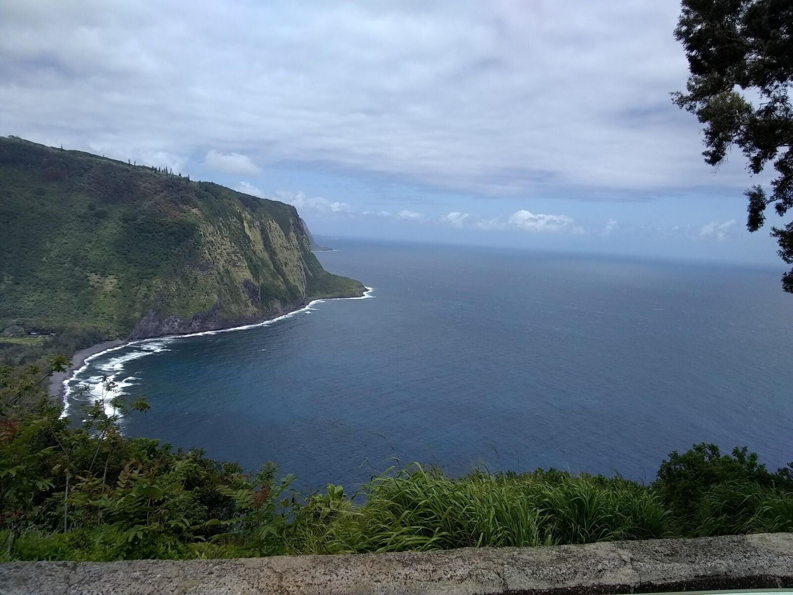 Motorola Moto E4 sample photo. Hawaii, cliff, island photography