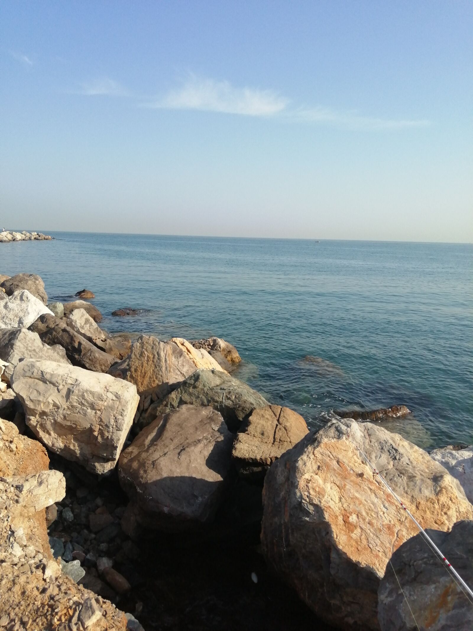 HUAWEI JKM-LX1 sample photo. Rocks, water, sky photography