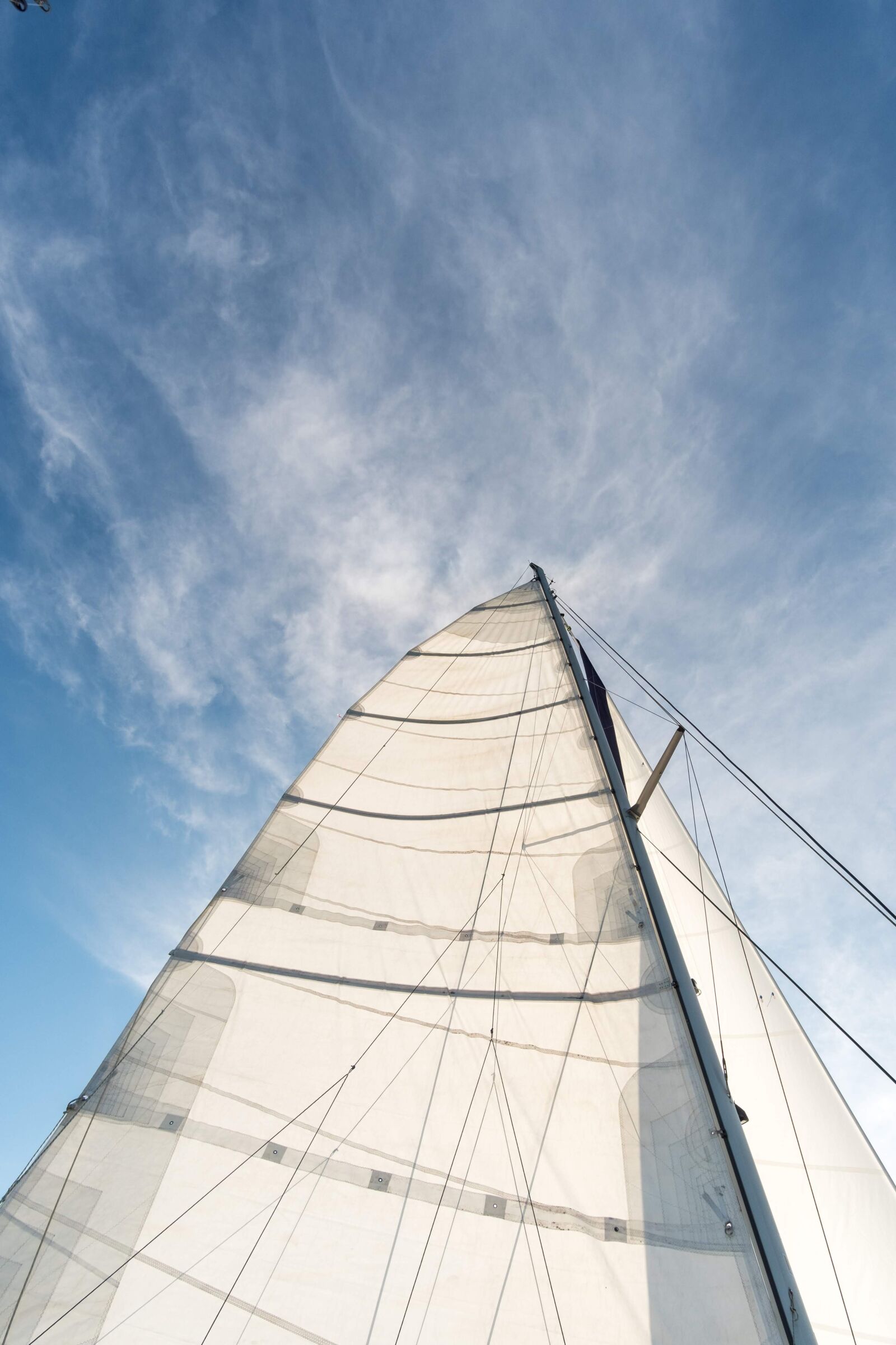 Fujifilm X-T2 sample photo. Sail, mast, catamaran photography