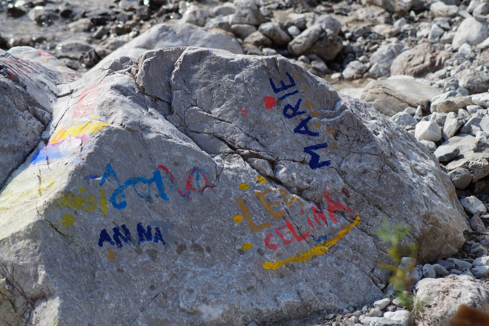 Sony SLT-A58 sample photo. Stone, color, colorful photography