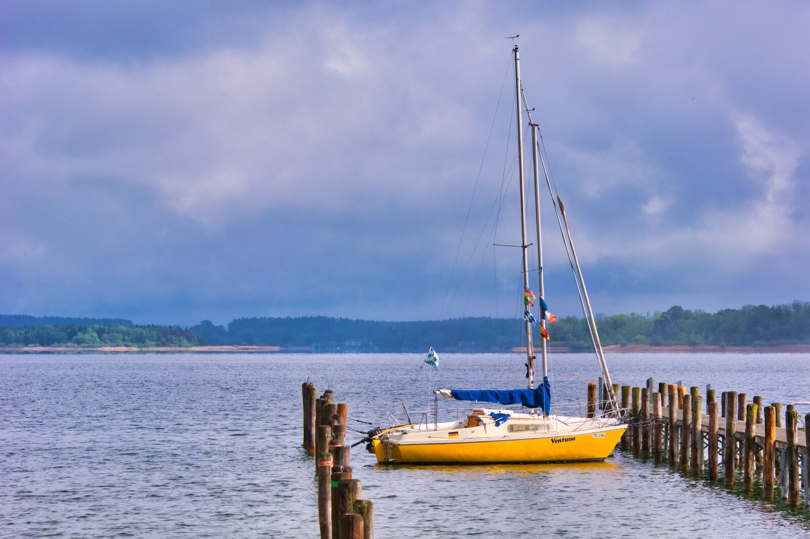 Nikon D7100 sample photo. Boat, bank, jetty photography