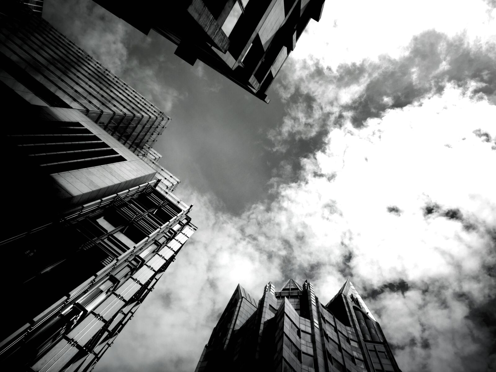 Sony DSC-HX60 sample photo. Architecture, black, and, white photography