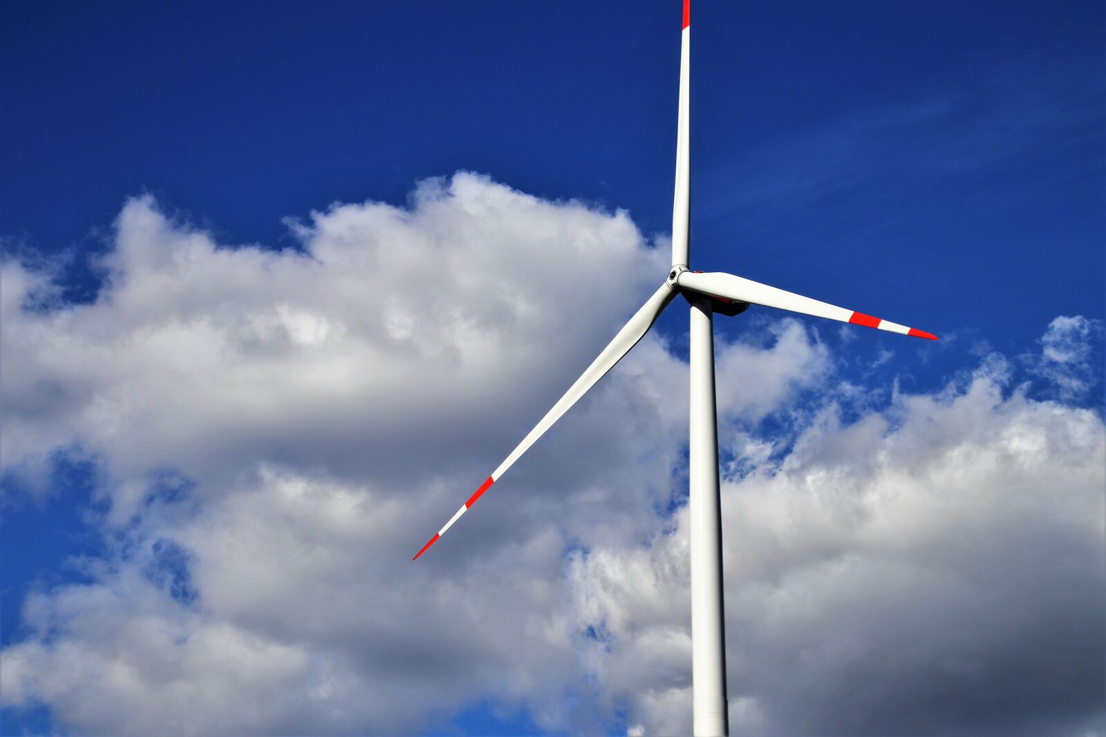 Canon EOS 80D sample photo. Clouds, windmill, wind photography