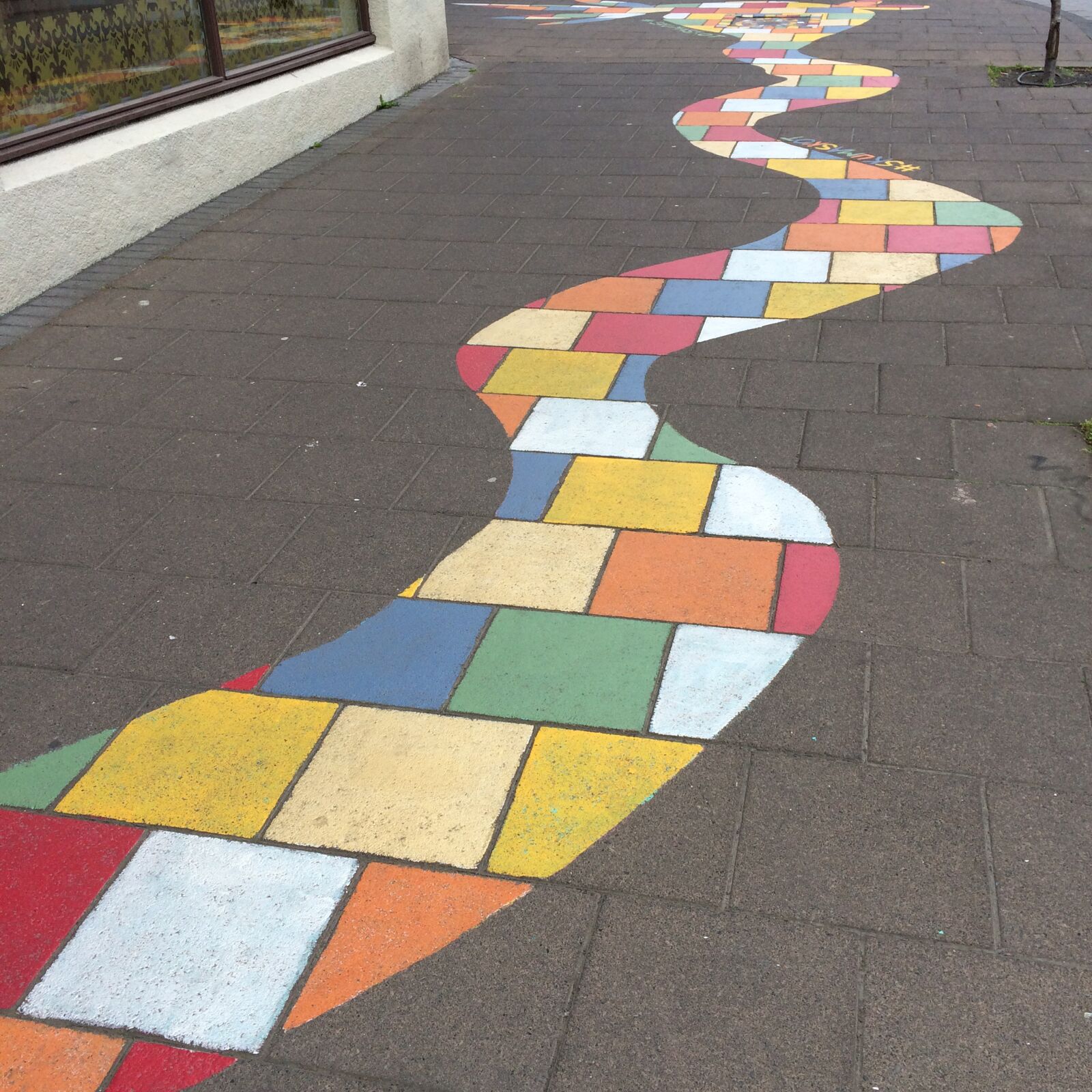 iPhone 5s back camera 4.15mm f/2.2 sample photo. Tiles, wizard of oz photography