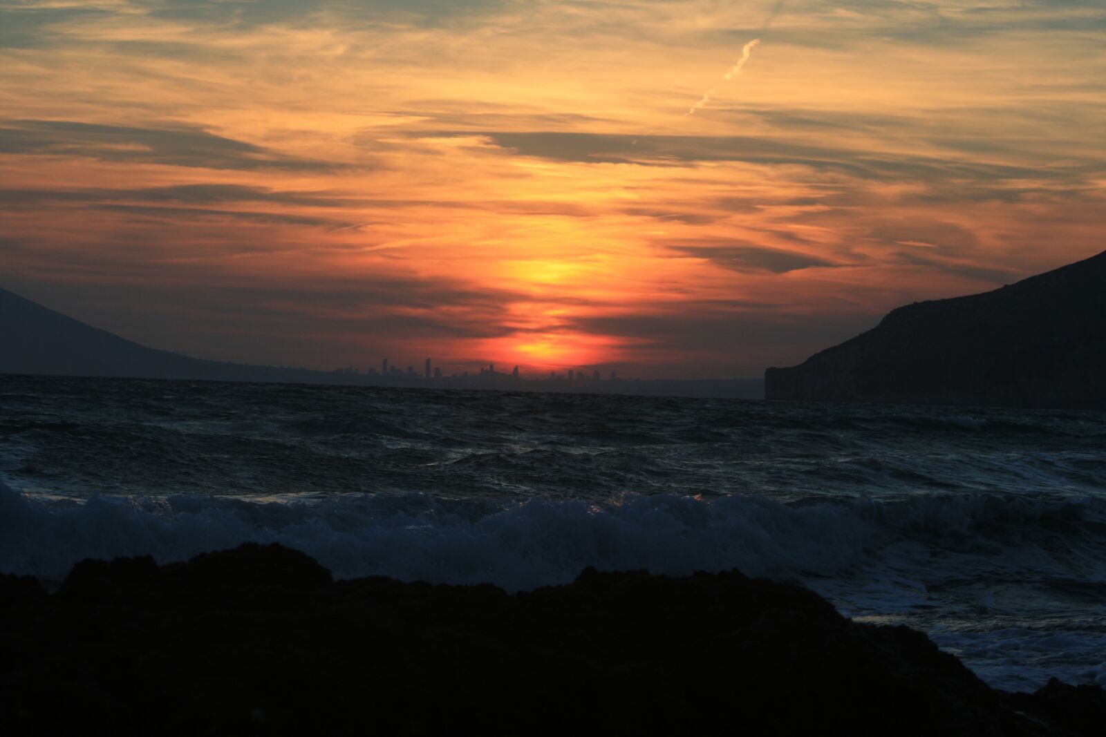 Canon EOS 400D (EOS Digital Rebel XTi / EOS Kiss Digital X) sample photo. Sunset, sea, sky photography