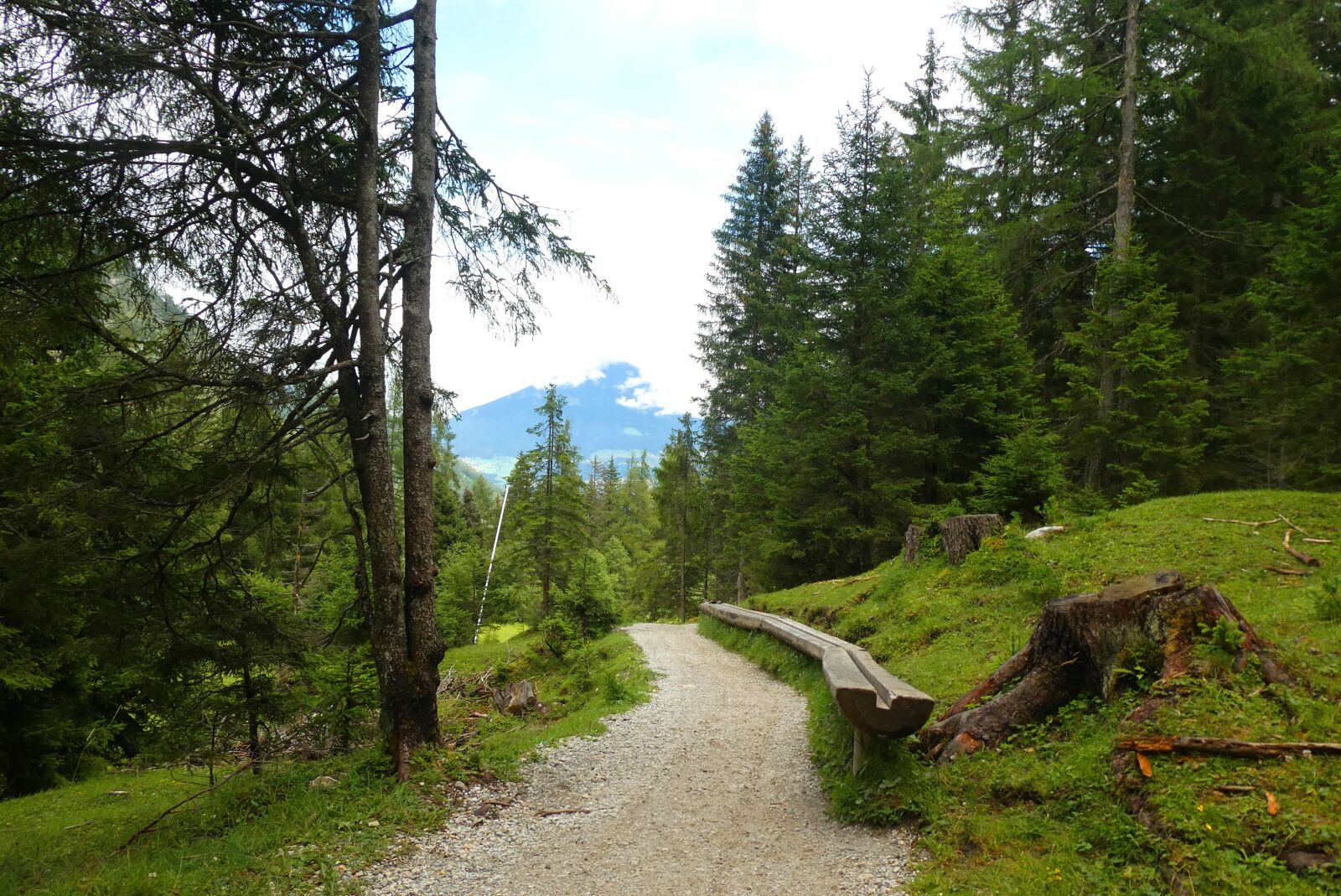 Panasonic Lumix DC-ZS70 (Lumix DC-TZ90) sample photo. Scheibenweg, hiking, mountains photography
