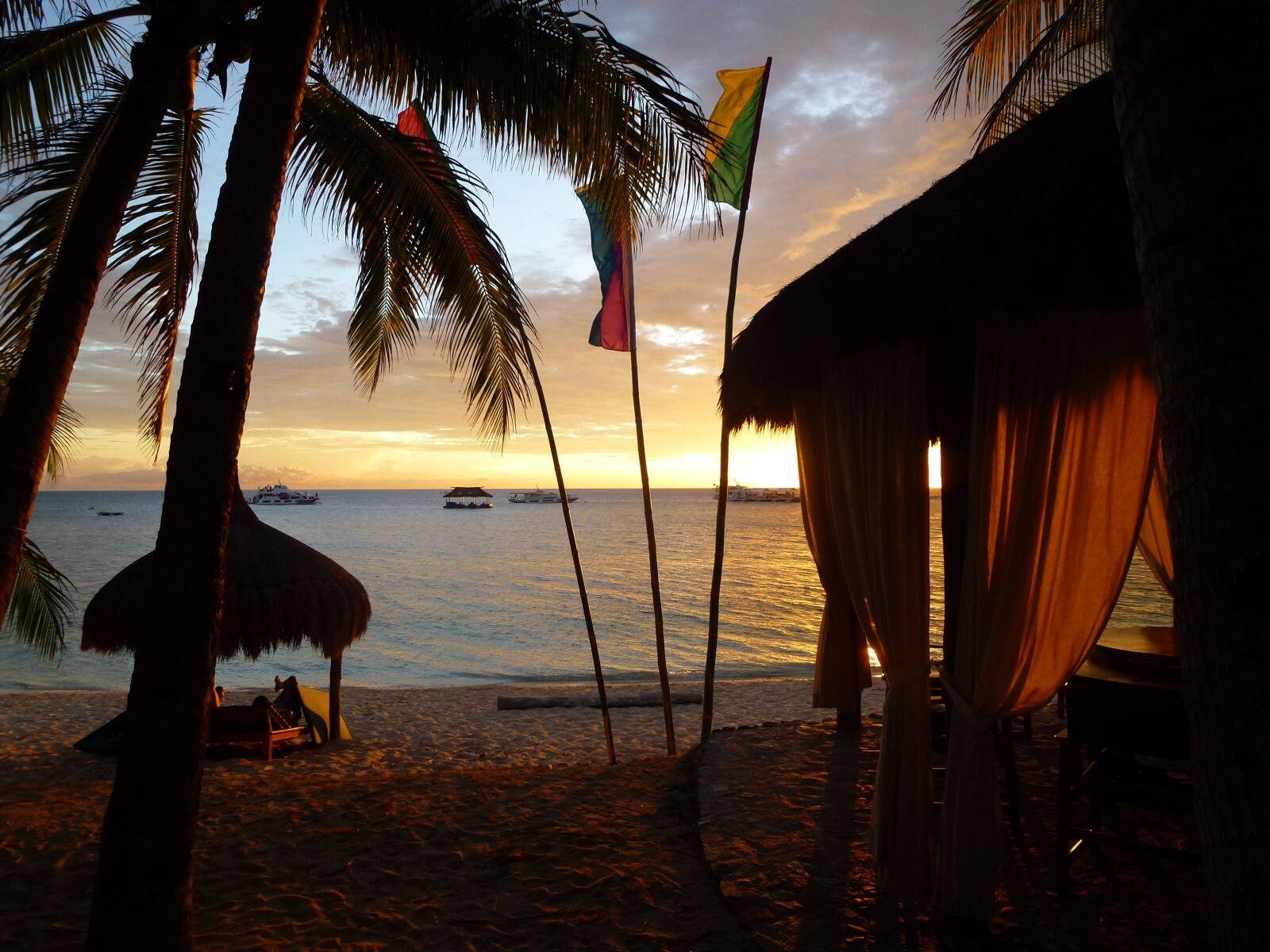 Panasonic Lumix DMC-ZS10 (Lumix DMC-TZ20 / Lumix DMC-TZ22) sample photo. Coco grove, sunset, resort photography