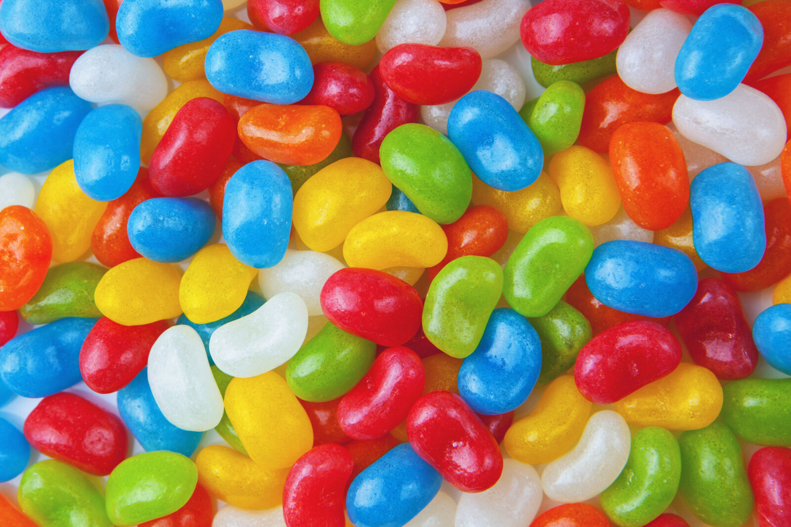 Canon EF 24-70mm F2.8L USM sample photo. Background, bright, candy, chewy photography