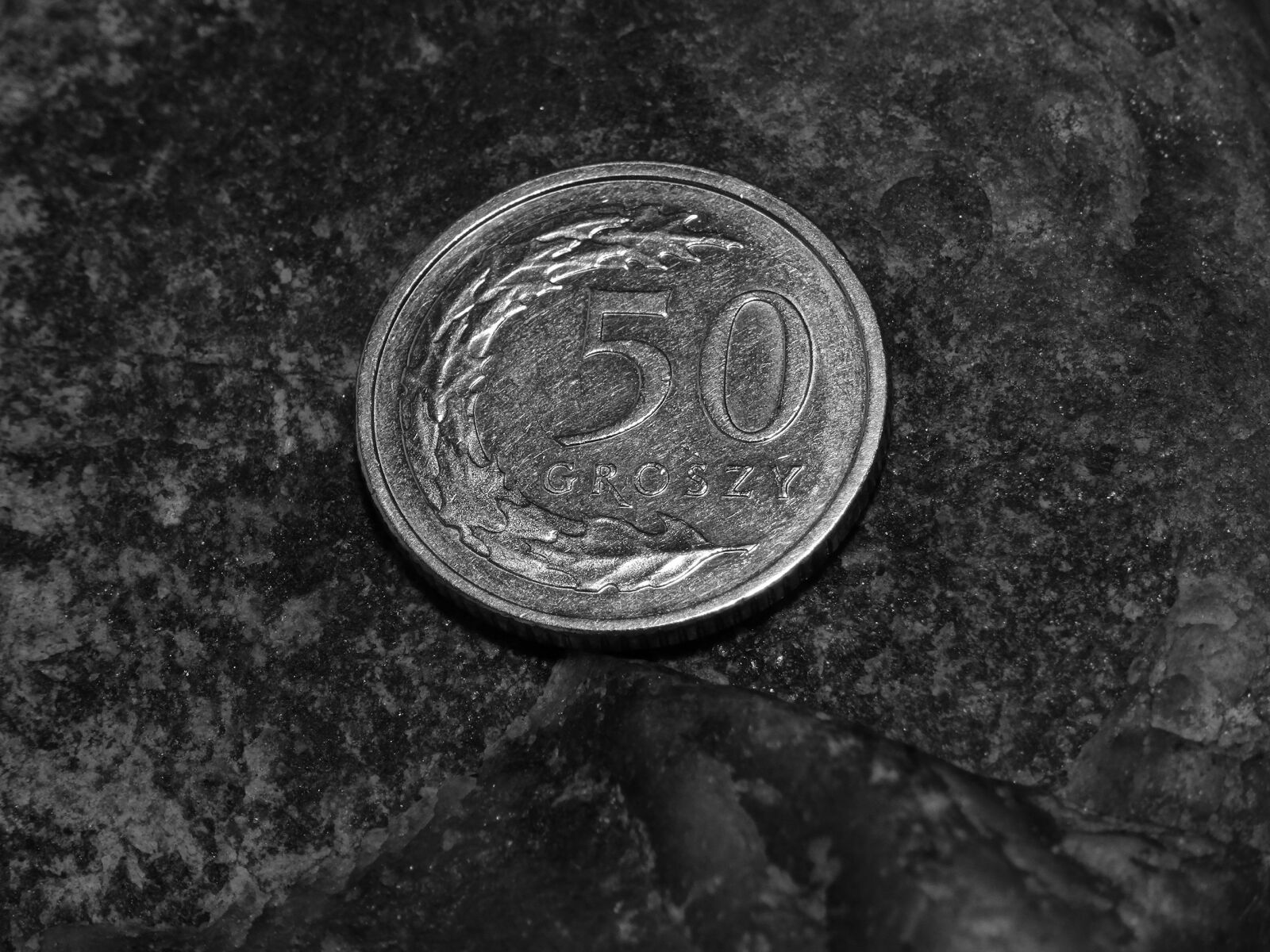 Sony DSC-HX50 sample photo. Money, safe, currency photography