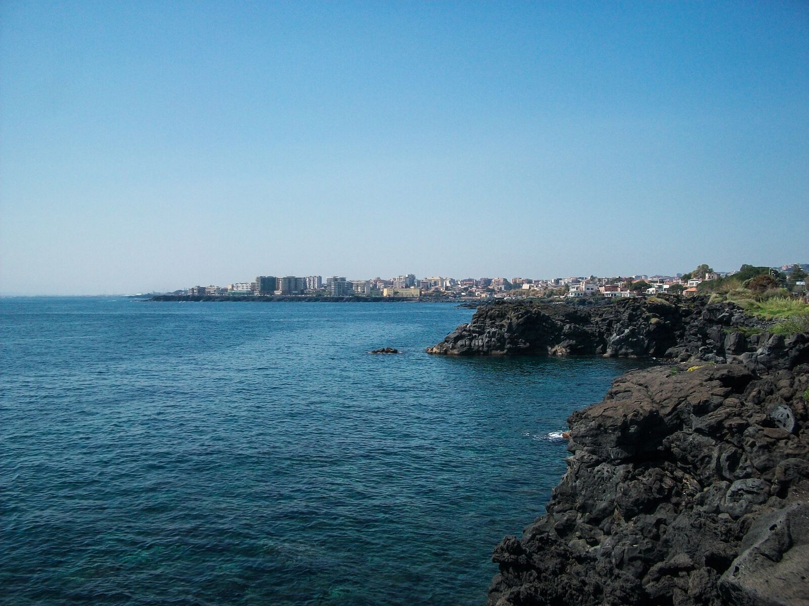 Kodak EASYSHARE C180 DIGITAL CAMERA sample photo. Waters, sea, travel photography
