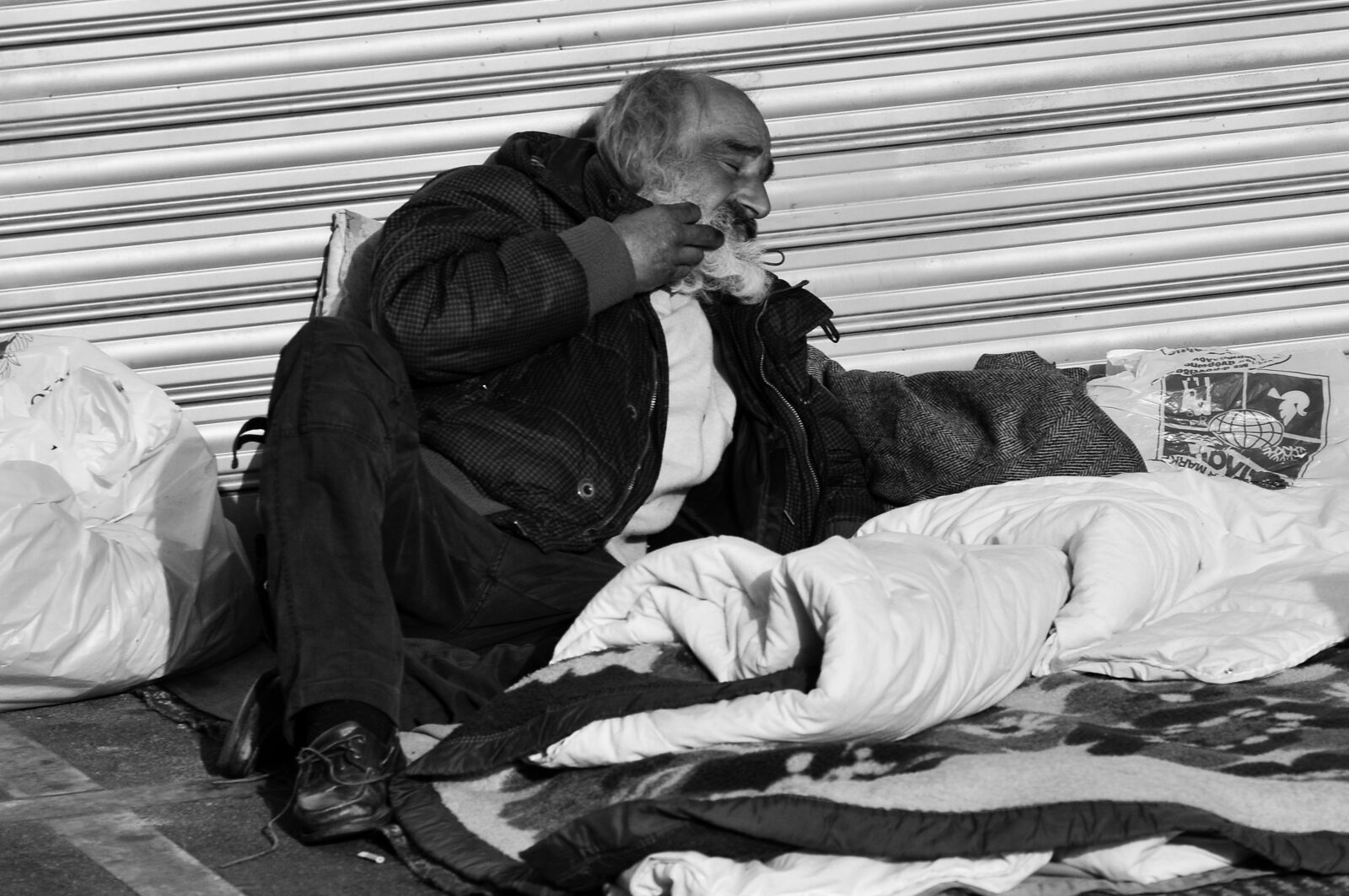 Nikon D300 sample photo. Homeless, homelessness, tramp photography
