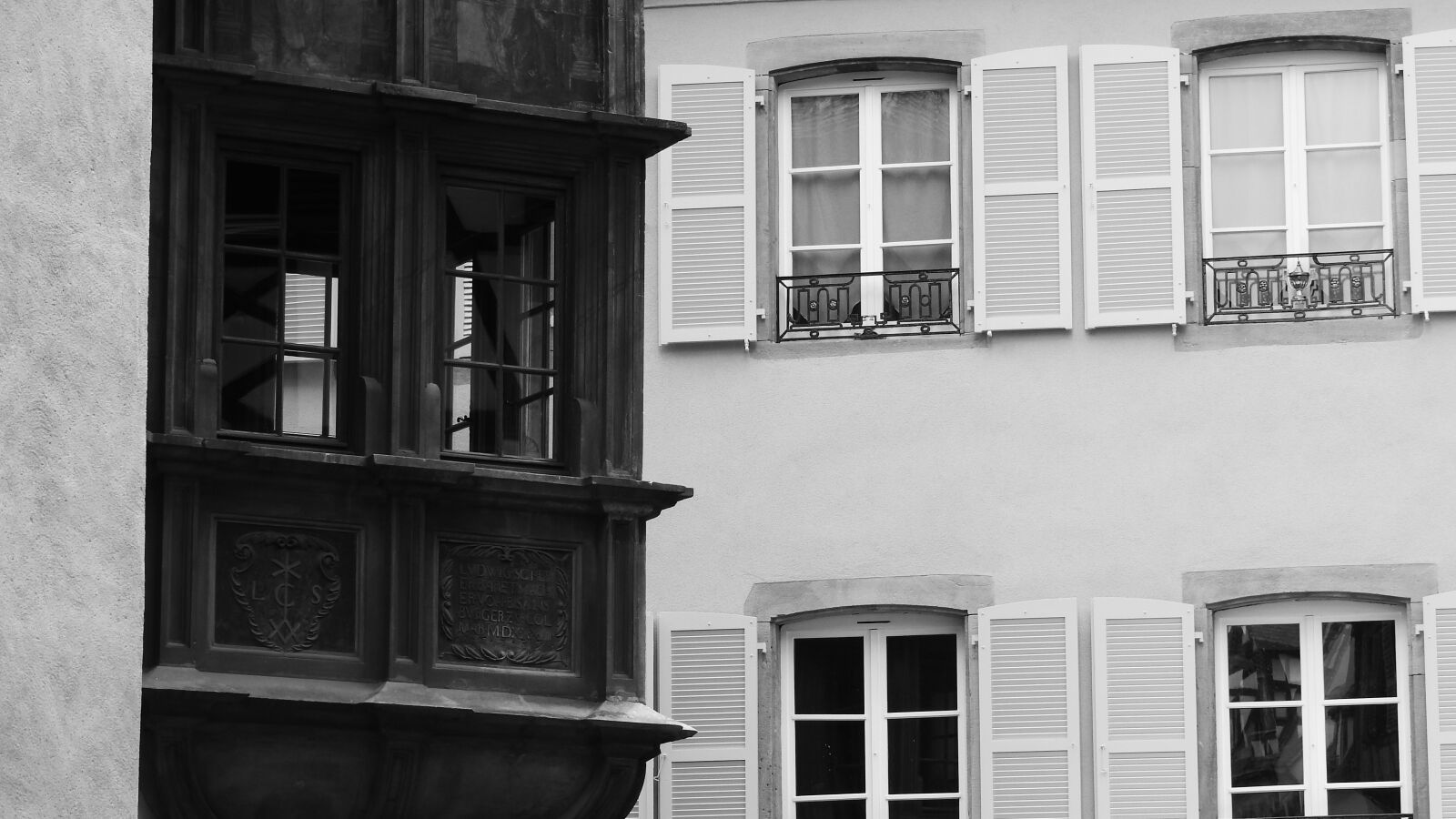 Nikon Coolpix P610 sample photo. Window, house, historic architecture photography