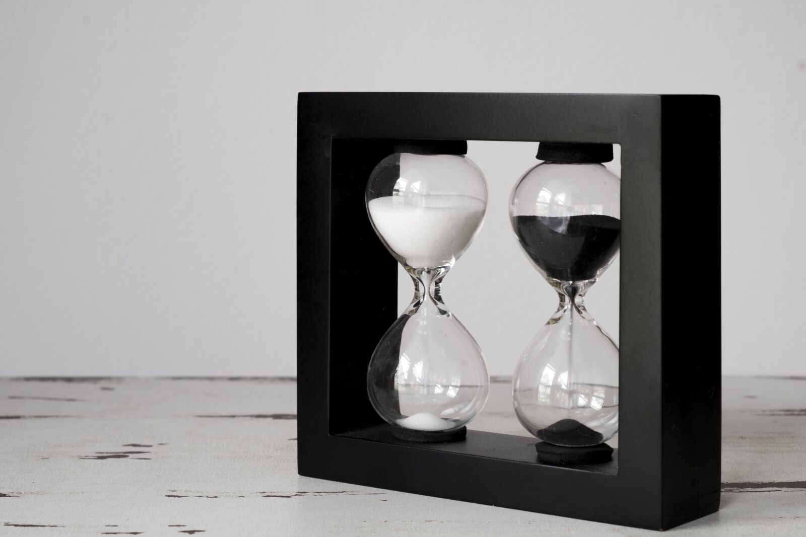 Fujifilm XF 18-55mm F2.8-4 R LM OIS sample photo. Clock, hourglass, kuechenuhr photography