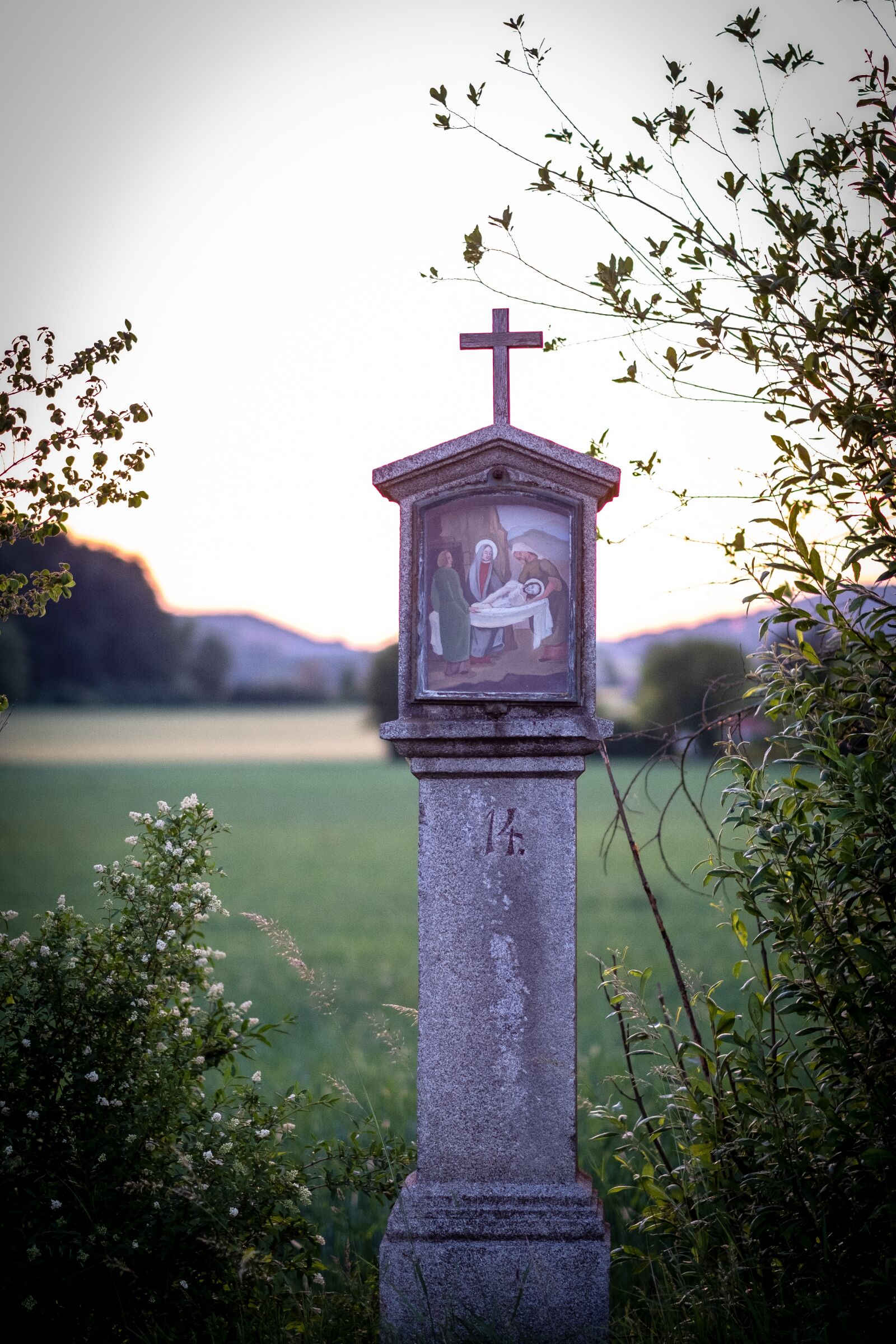 Fujifilm X-T2 + Fujifilm XF 56mm F1.2 R sample photo. Way of the cross photography
