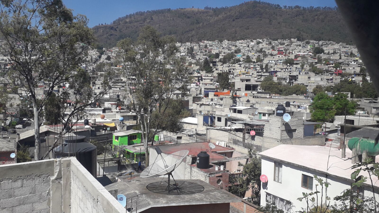 Samsung Galaxy J4 sample photo. Poverty, margin, mexico city photography