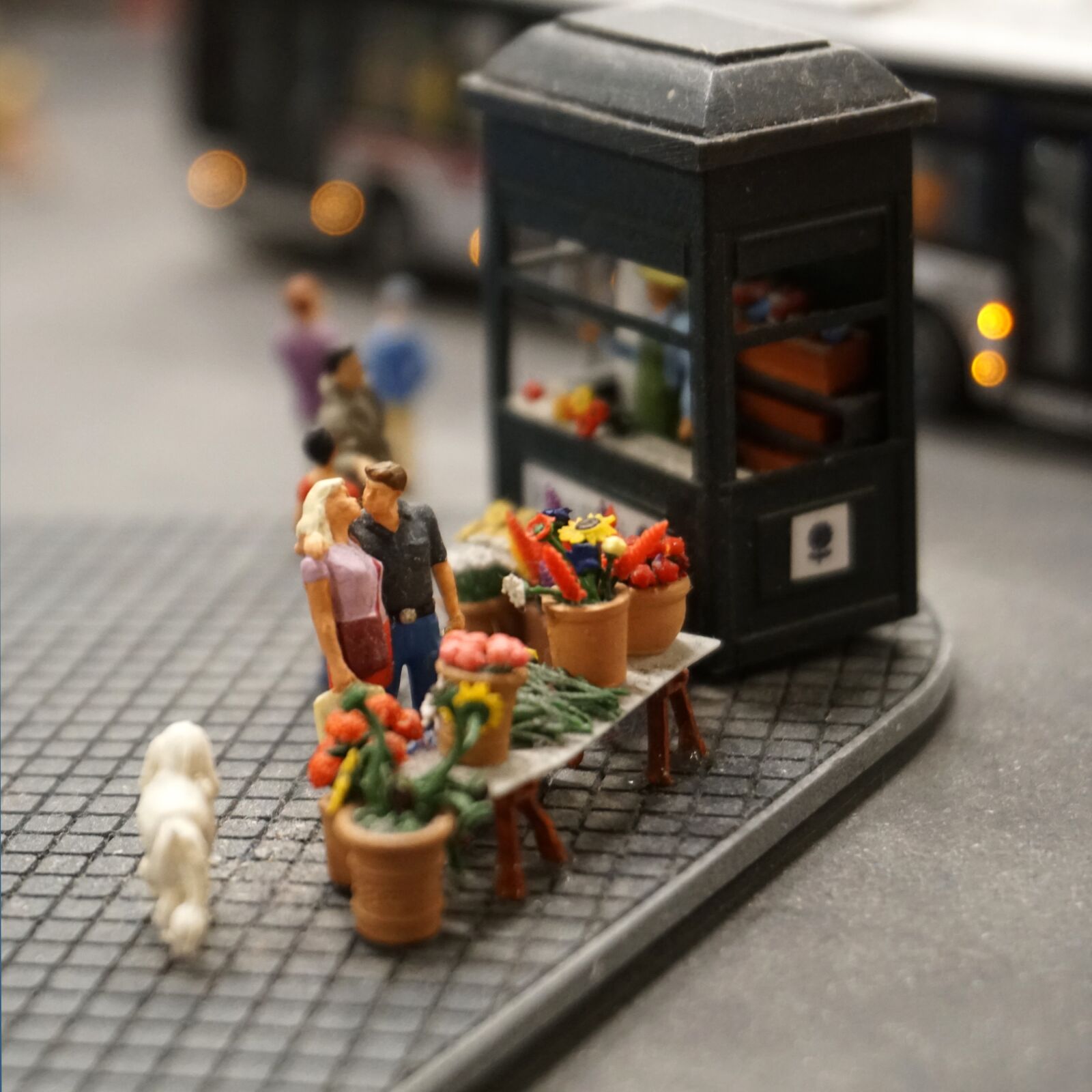 Sony a6300 sample photo. Miniature, model, kiss photography
