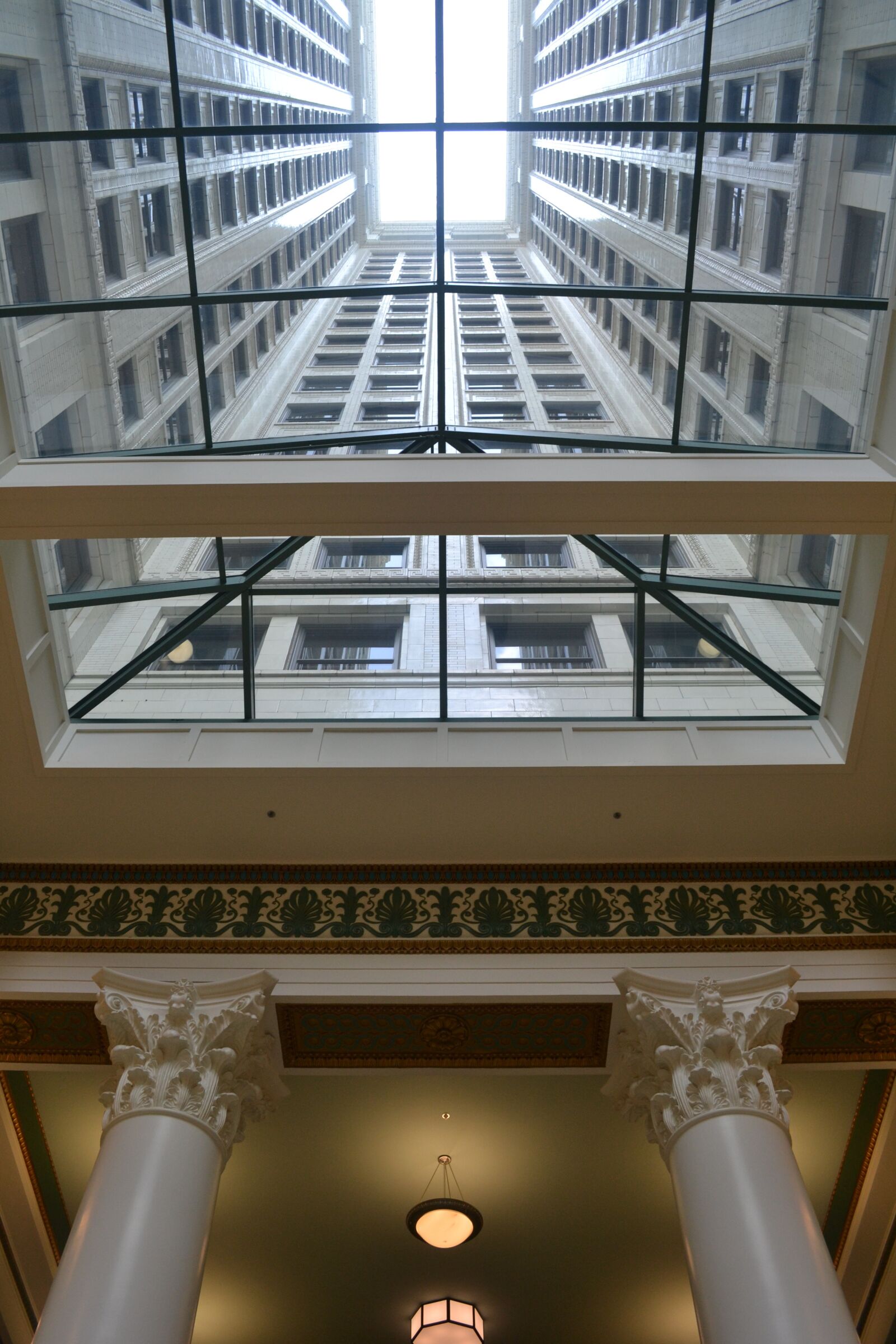 Nikon D3100 sample photo. Architecture, urban, skylight photography