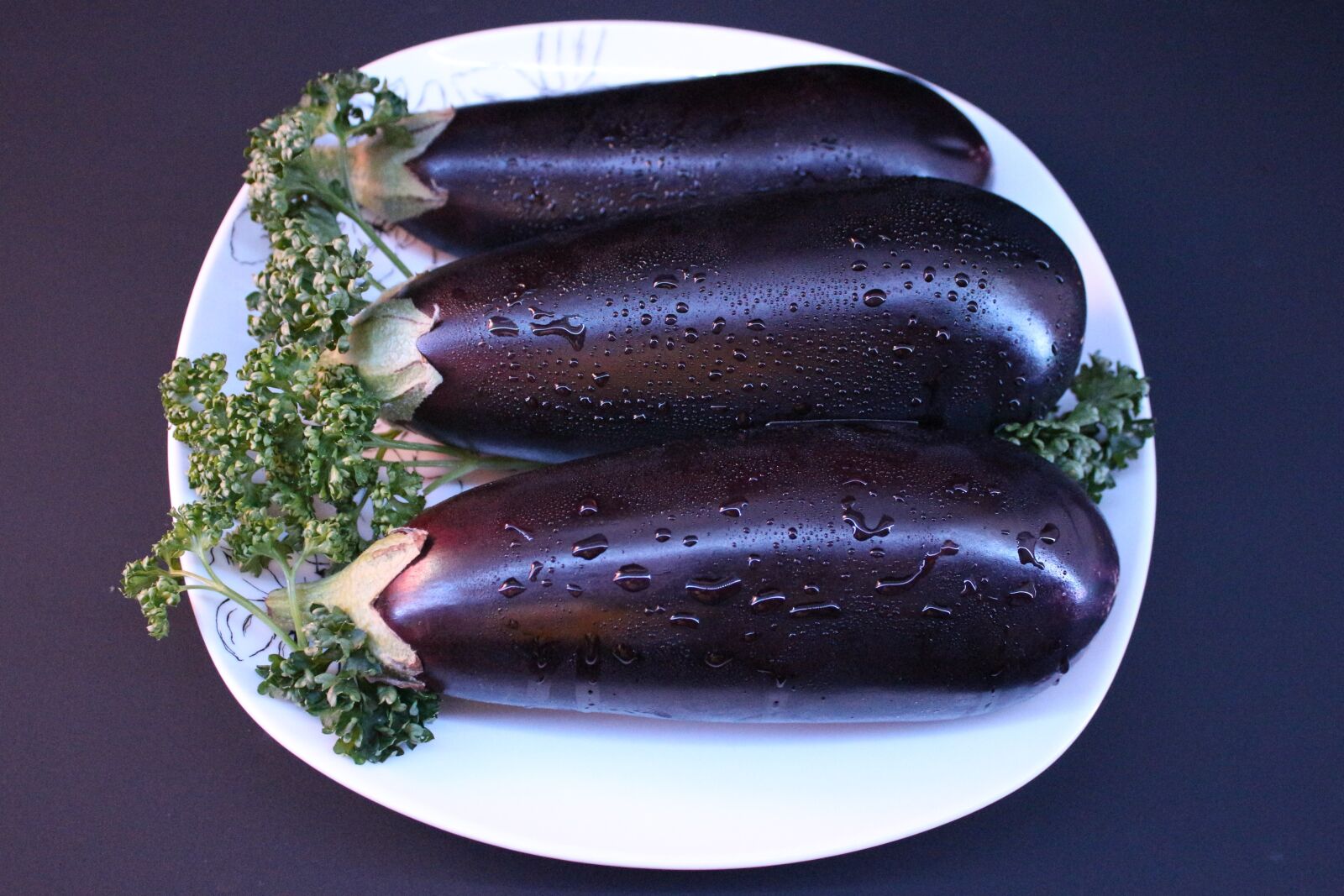 Canon EF-S 18-55mm F3.5-5.6 IS sample photo. Vegetables, cook, food photography