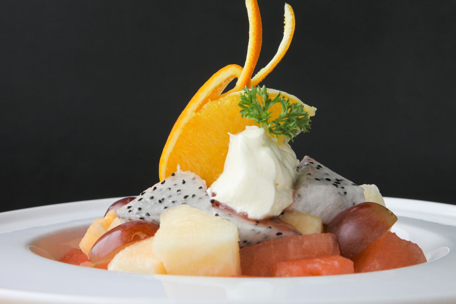 Canon EOS 5D Mark II sample photo. Yogurt, fruit, salad photography