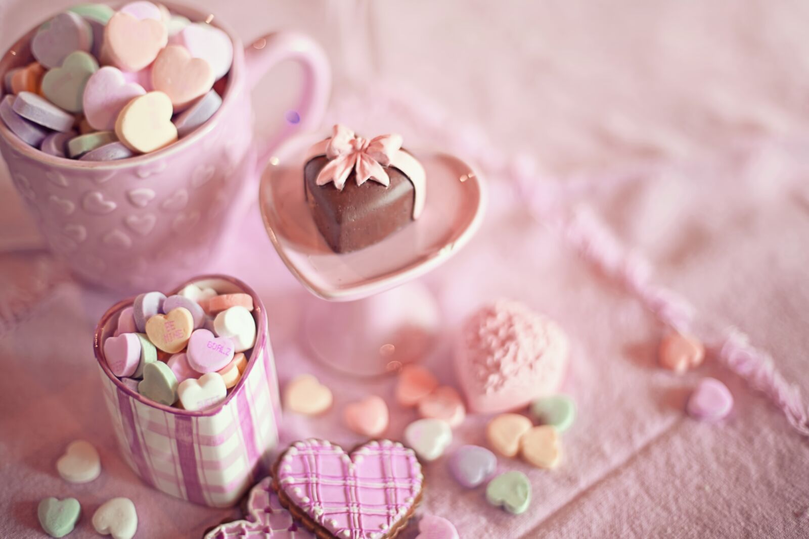 Canon EF 50mm F1.4 USM sample photo. Conversation hearts, background, valentine's photography