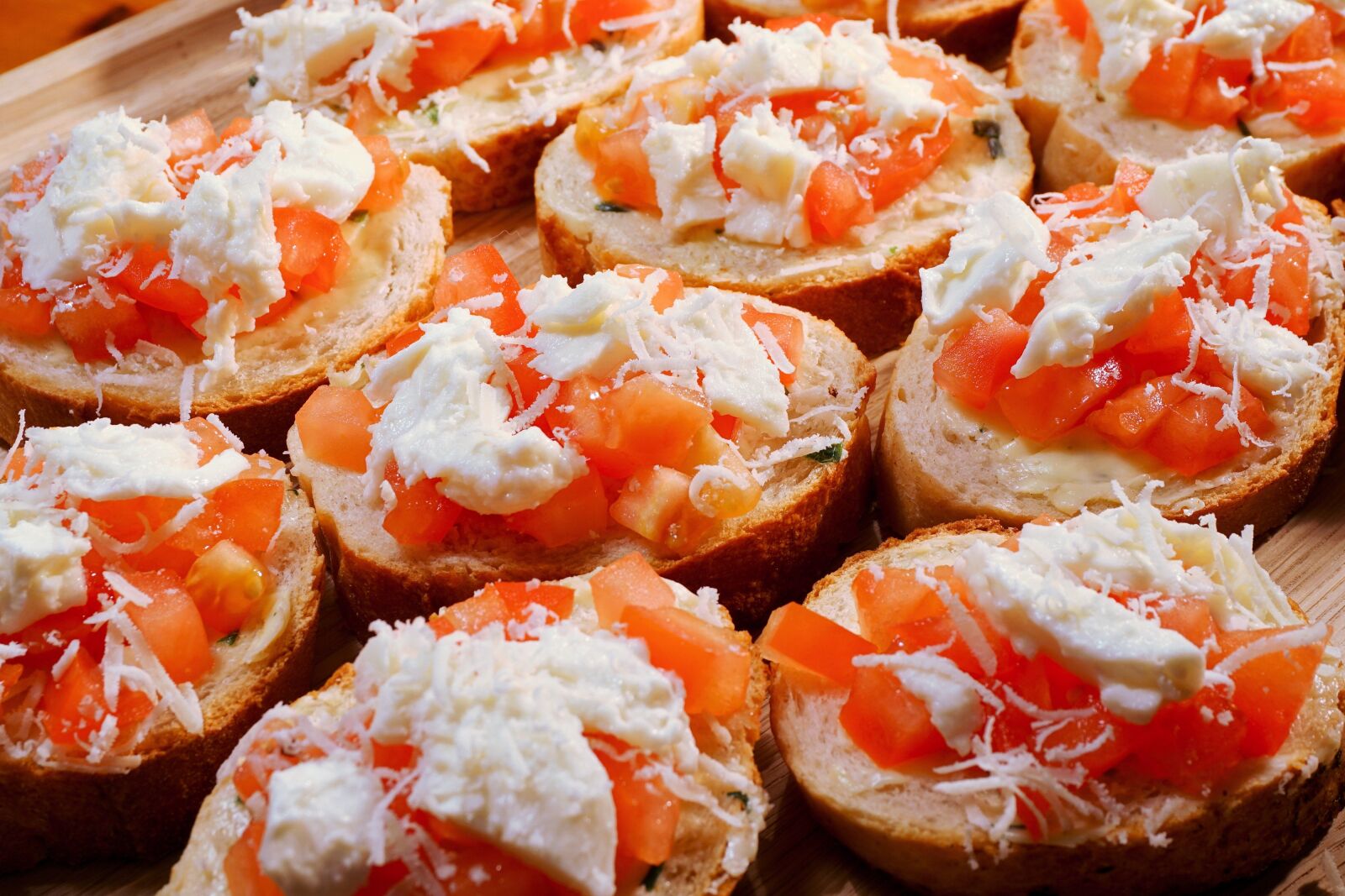 Sony a6000 sample photo. Bruschetta, tomatoes, fresh photography