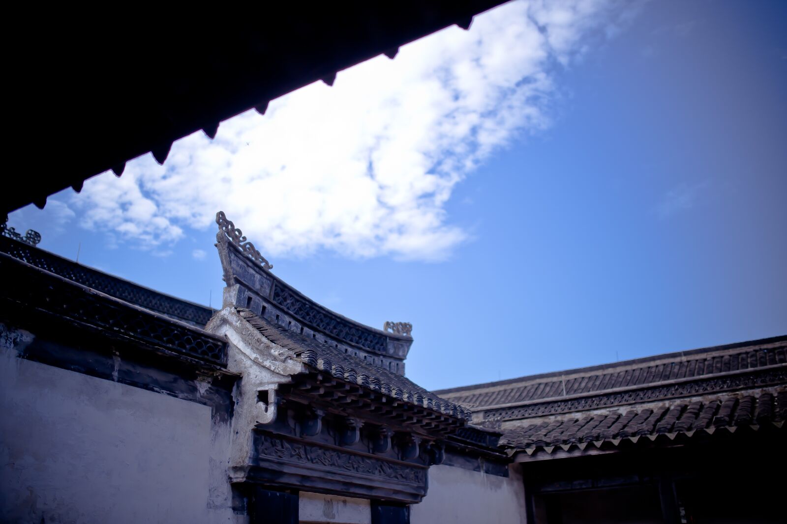 Canon EOS 6D sample photo. The ancient town, blue photography