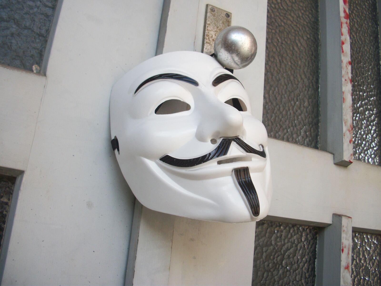 Kodak EASYSHARE M341 DIGITAL CAMERA sample photo. Mask, mask duty, mouth photography