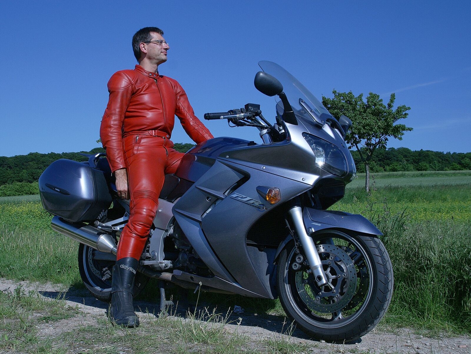 KONICA MINOLTA DYNAX 7D sample photo. Motorcycle, biker, tourer photography