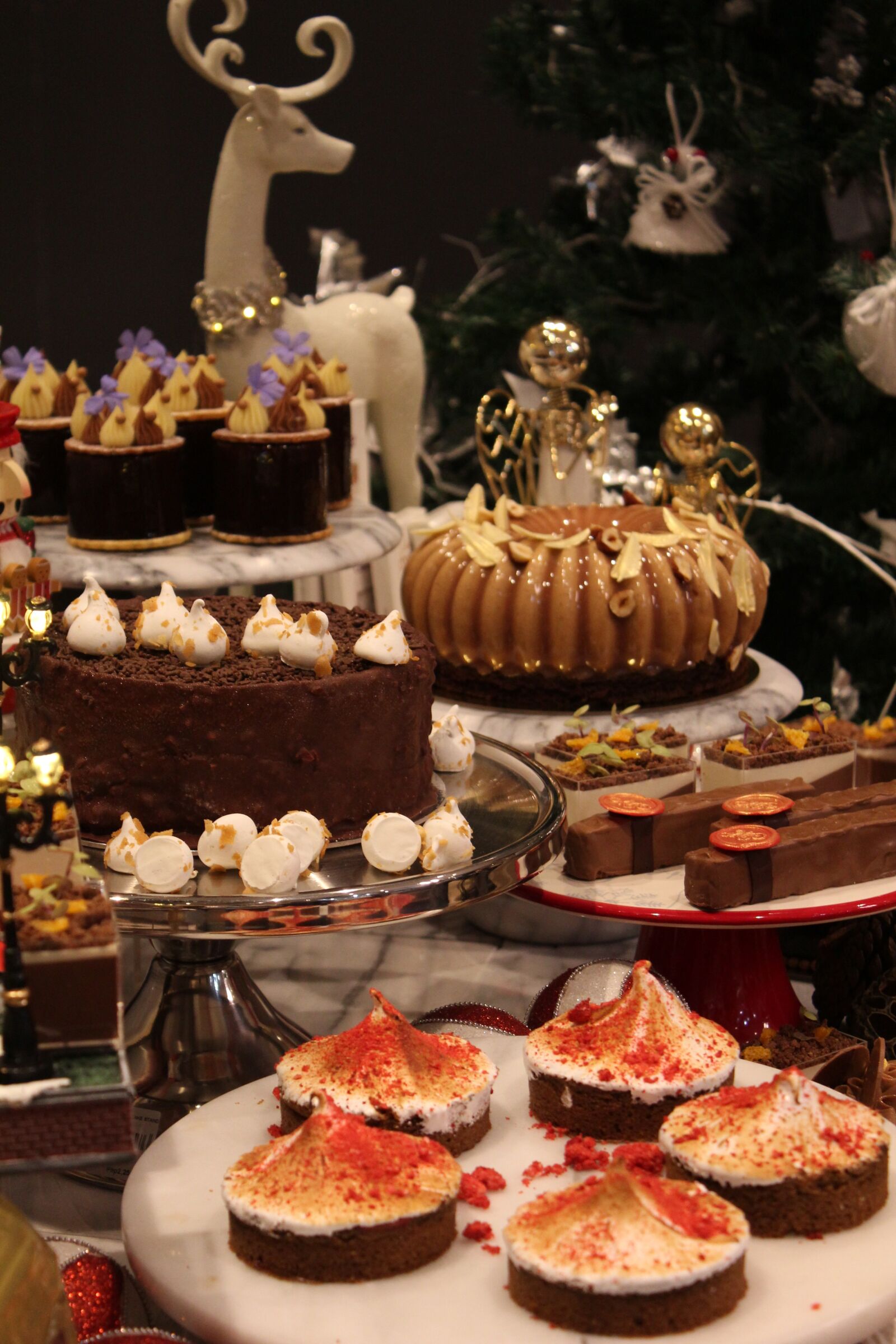 Canon EOS 550D (EOS Rebel T2i / EOS Kiss X4) sample photo. Cake, chocolate, caramel photography