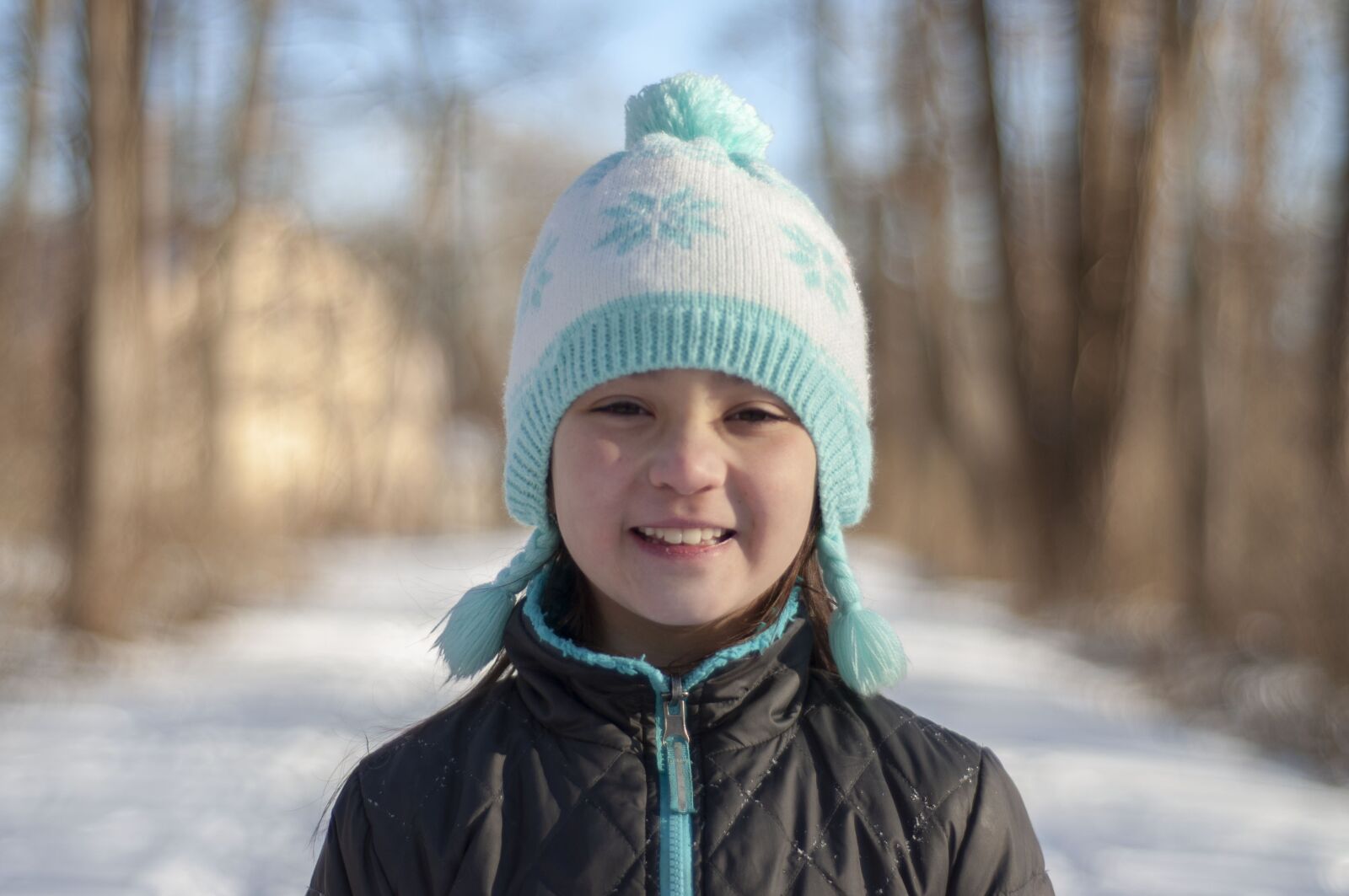 Nikon D90 sample photo. Girl, smiling, winter photography
