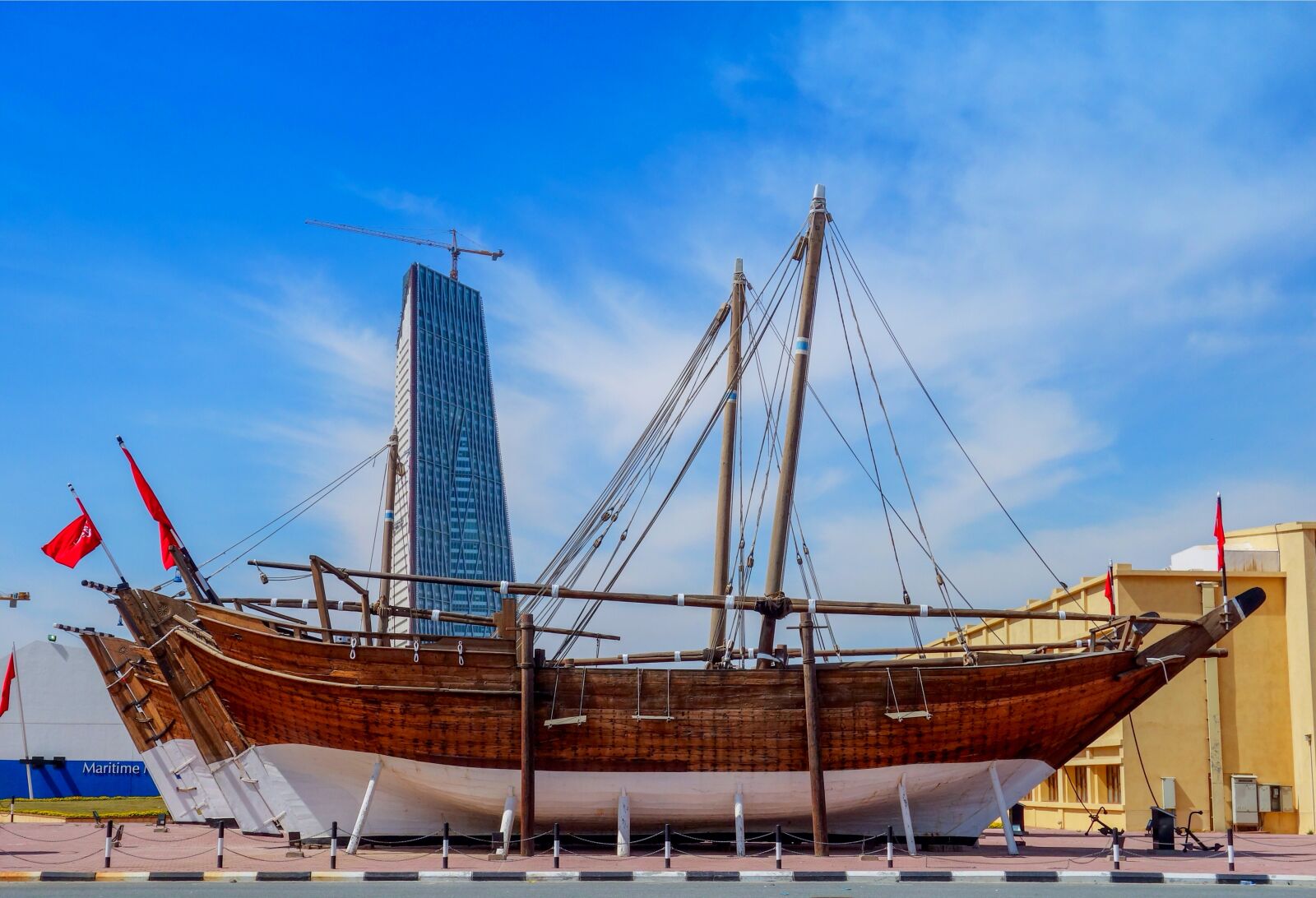 Sony Cyber-shot DSC-RX100 sample photo. Old, wooden, ship, skyscaper photography
