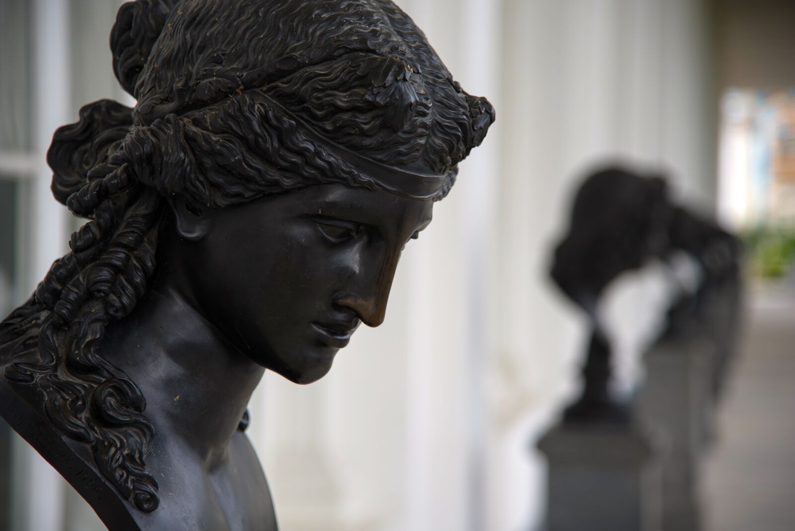 Nikon D750 sample photo. Bust, sculpture, a number photography