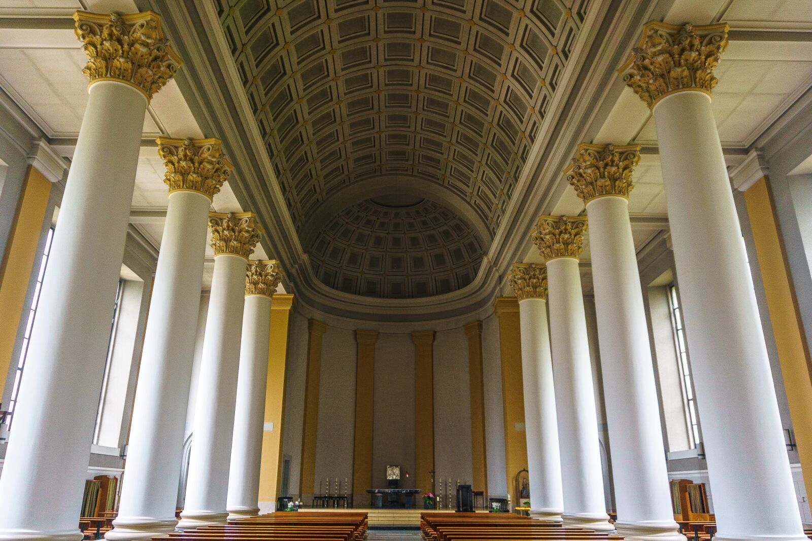Sony a6000 sample photo. Nave, columnar, rees photography