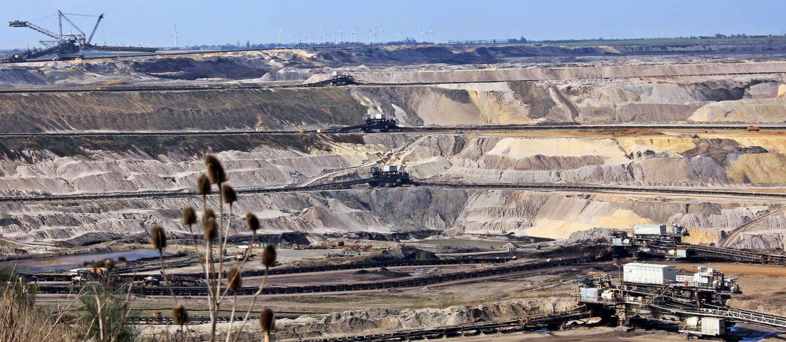 Canon EOS 550D (EOS Rebel T2i / EOS Kiss X4) sample photo. Open pit mining, open-cast photography