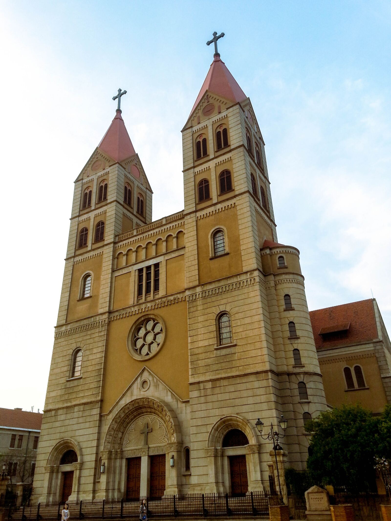 Samsung Galaxy Note2 sample photo. Qingdao, building, blue sky photography