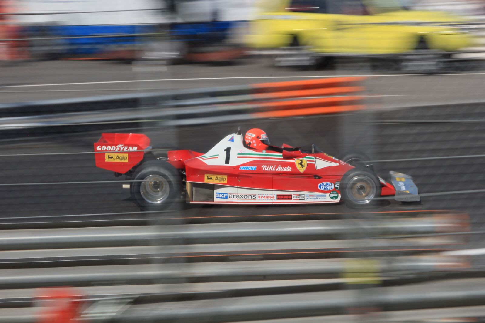 Canon EOS 550D (EOS Rebel T2i / EOS Kiss X4) sample photo. Formula 1 nicki lauda photography