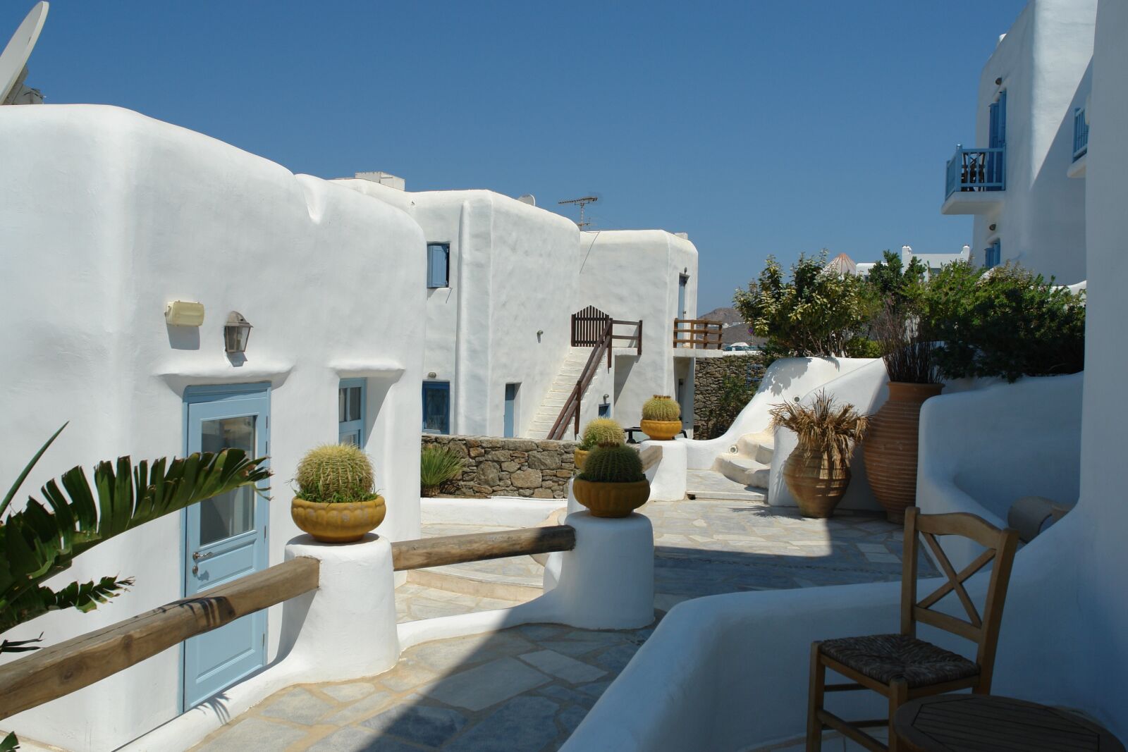 Sony DSC-R1 sample photo. Mykonos, greece, accomodation photography