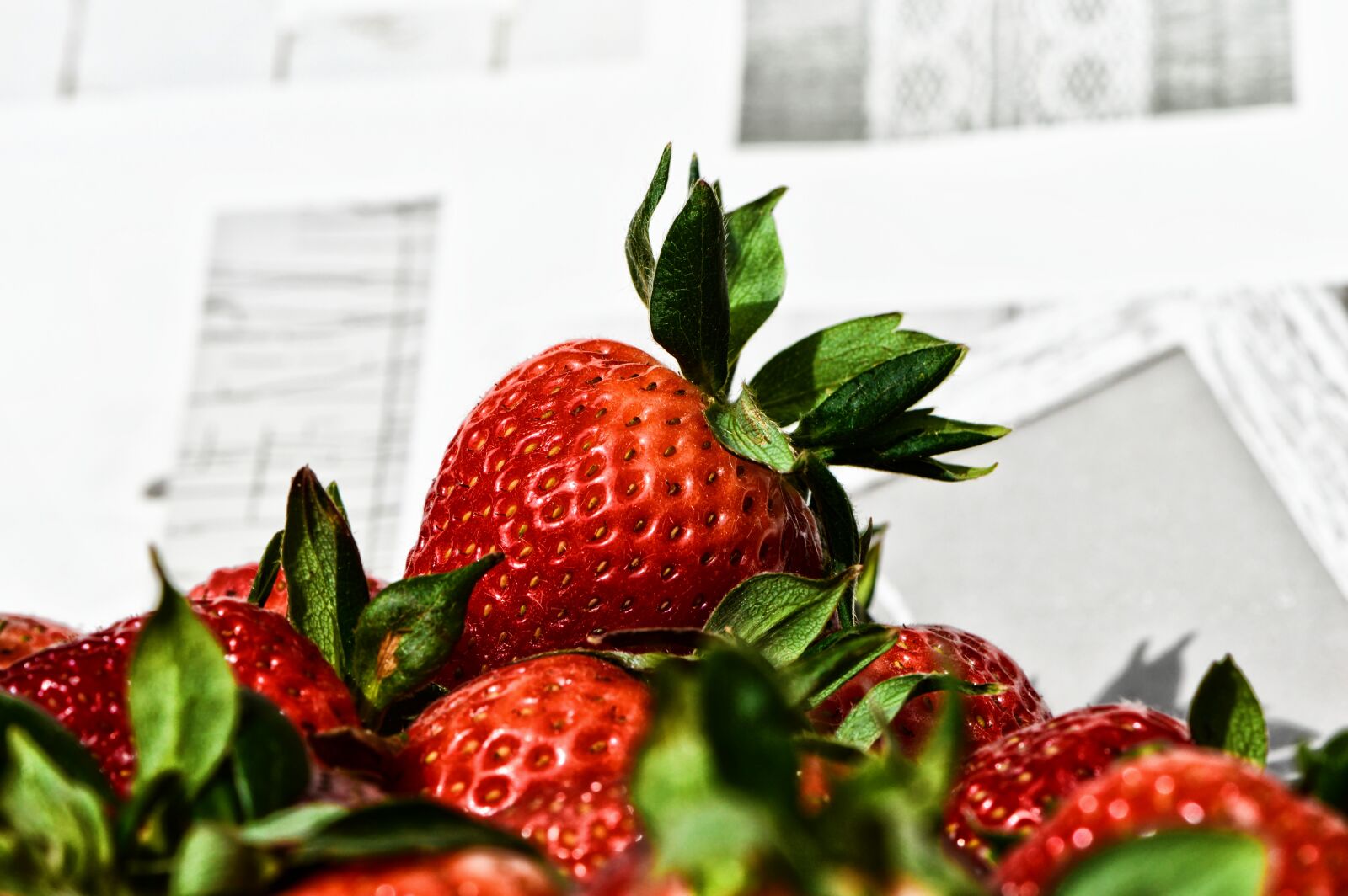 Nikon D3200 sample photo. Strawberries, fruit, close up photography