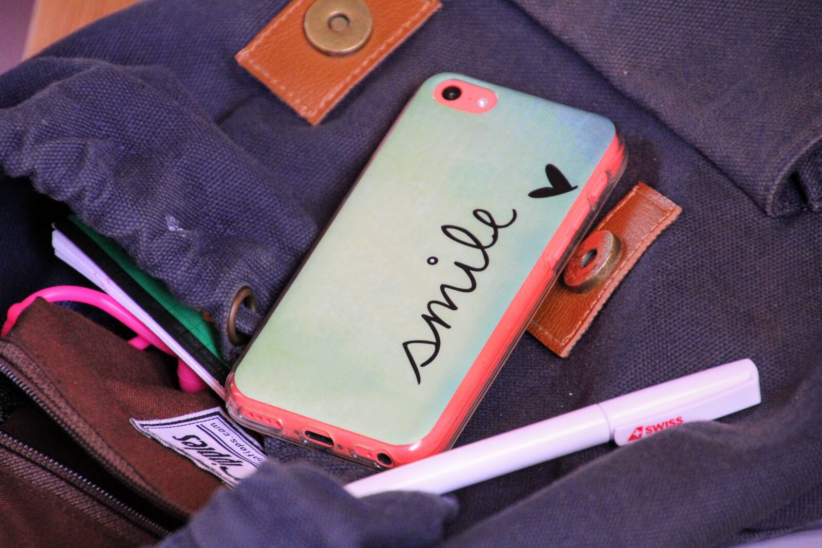 Canon EOS 60D sample photo. Mobile phone, sleeve, handyh photography