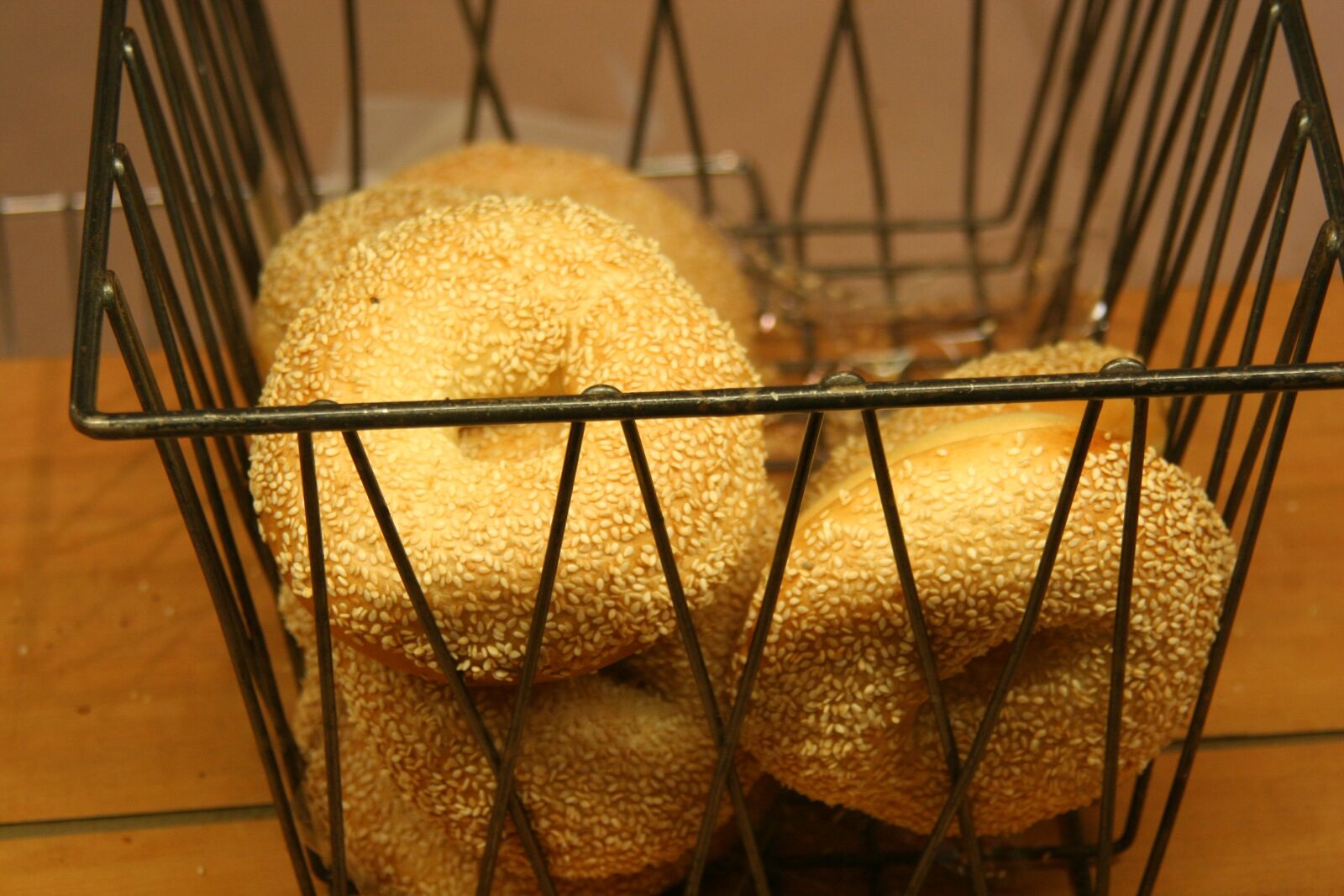 Canon EOS 350D (EOS Digital Rebel XT / EOS Kiss Digital N) sample photo. Bread, bagel, food photography