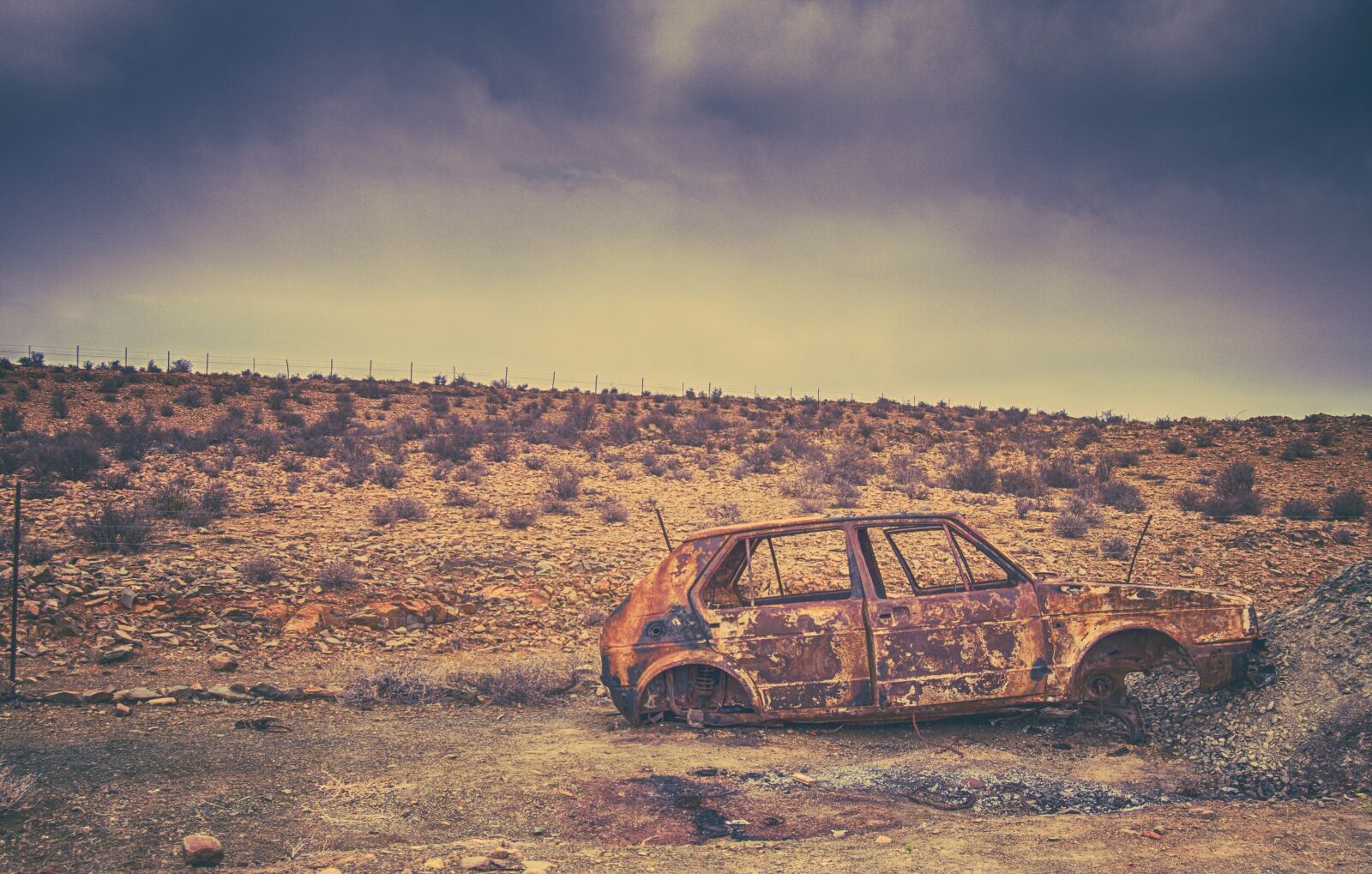 Nikon D7000 sample photo. Rust, desert, car photography