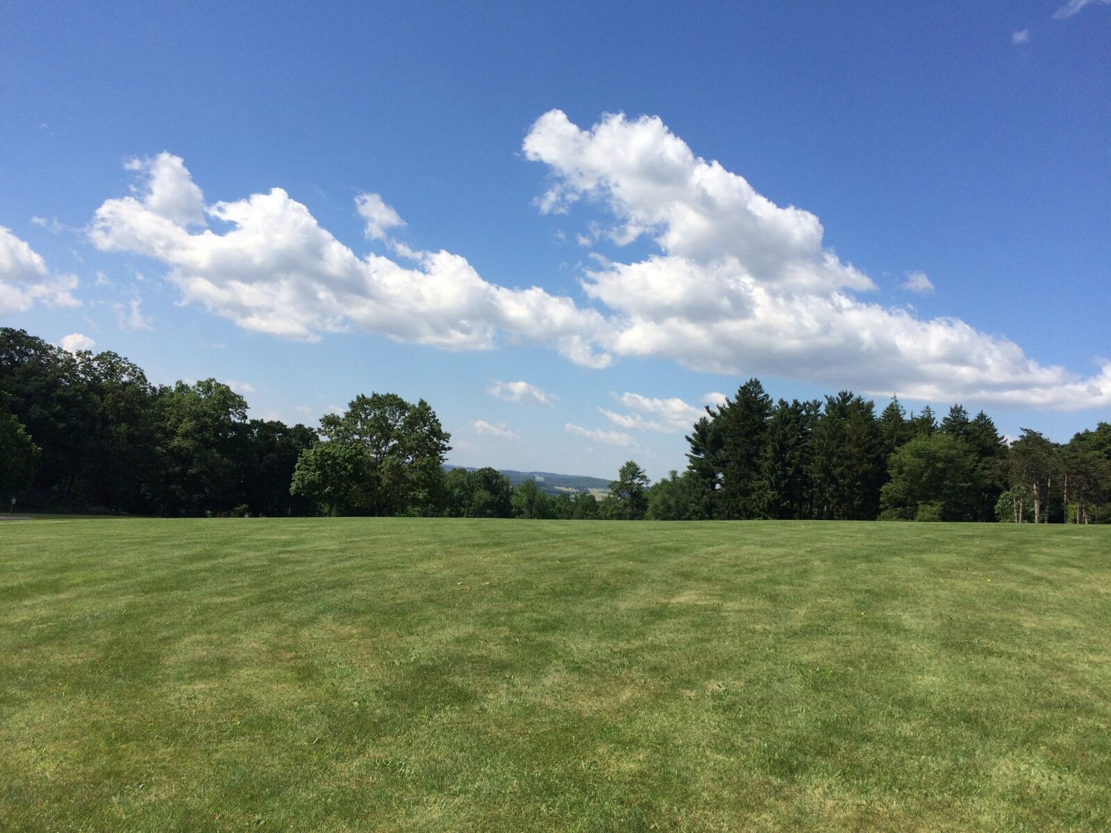 iPhone 5s back camera 4.15mm f/2.2 sample photo. Plain, landscape, nature photography