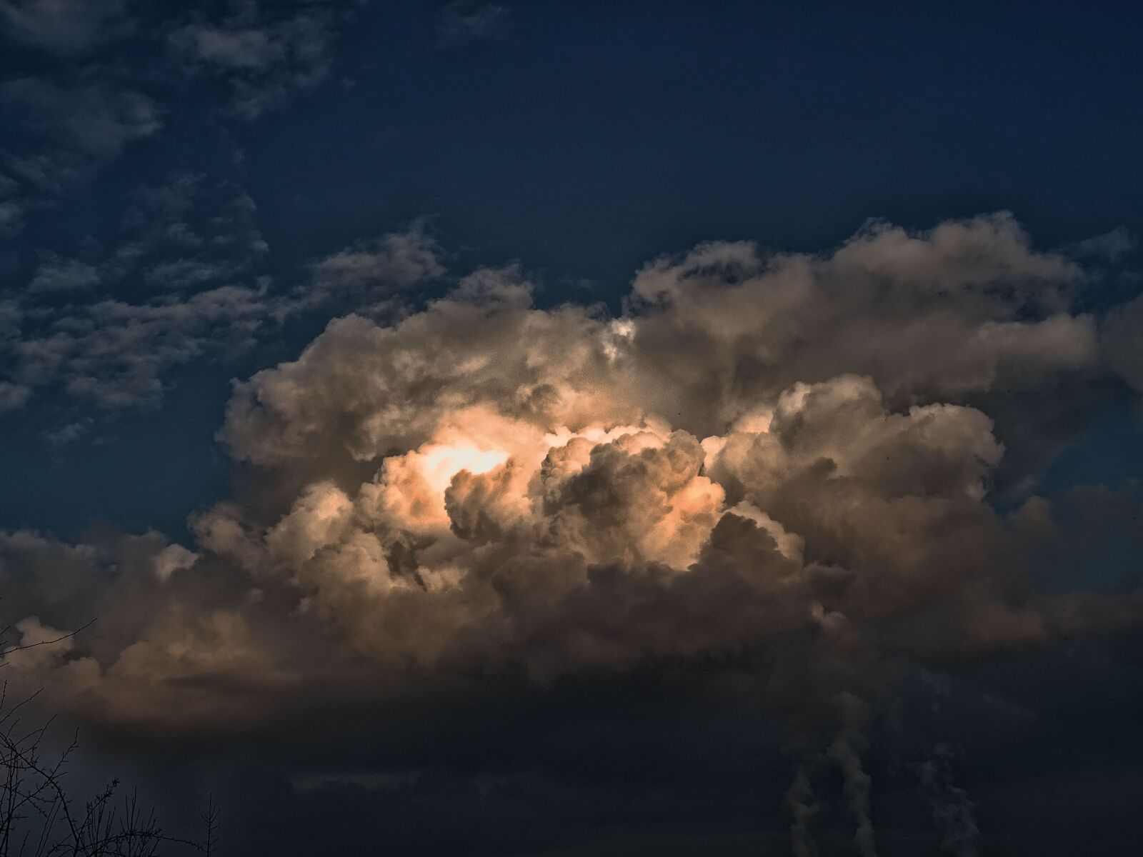 Sony DSC-HX60 sample photo. Storm, cloudy sky, clouds photography